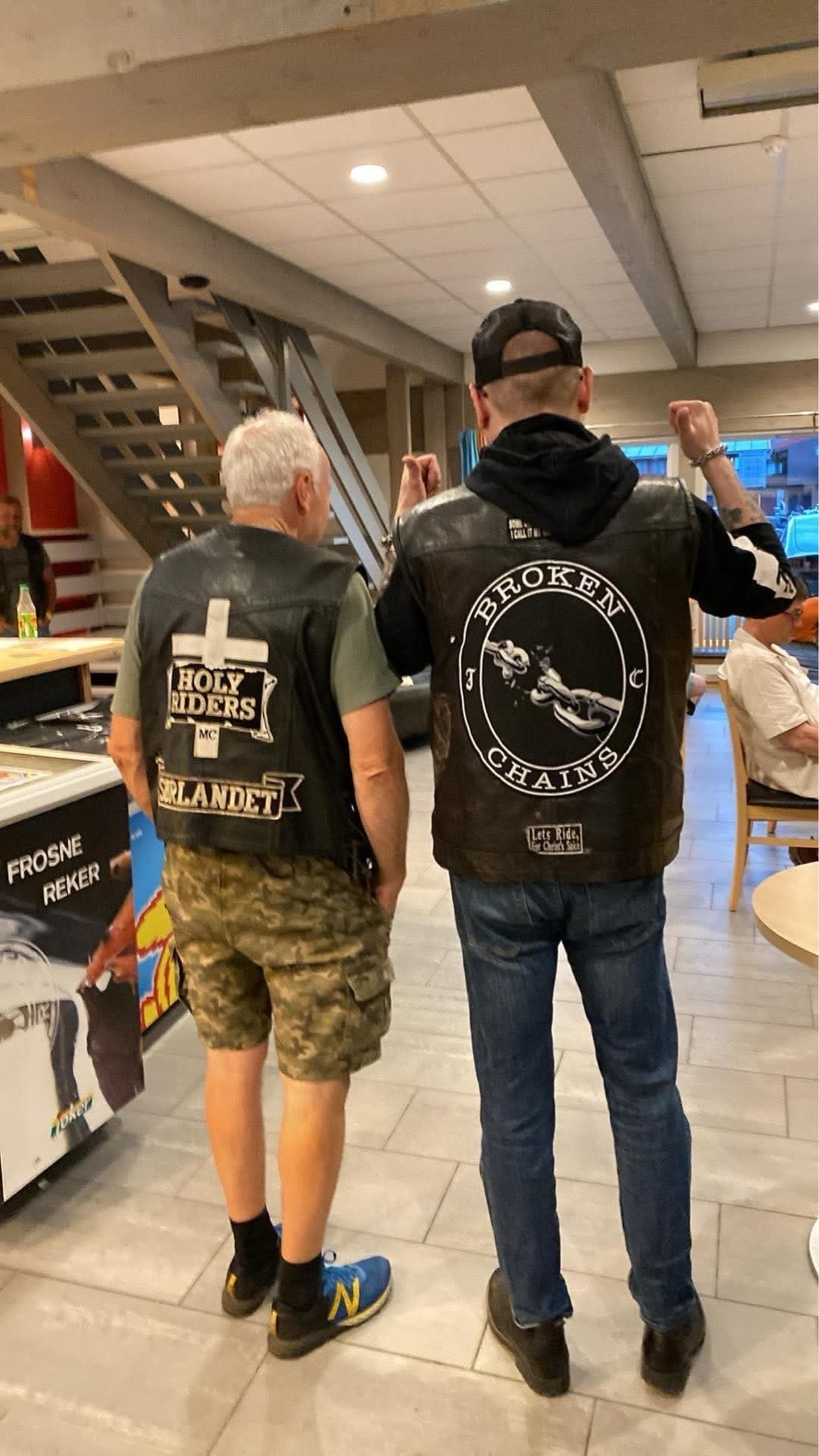 I’m the one with the Broken chains patch. 