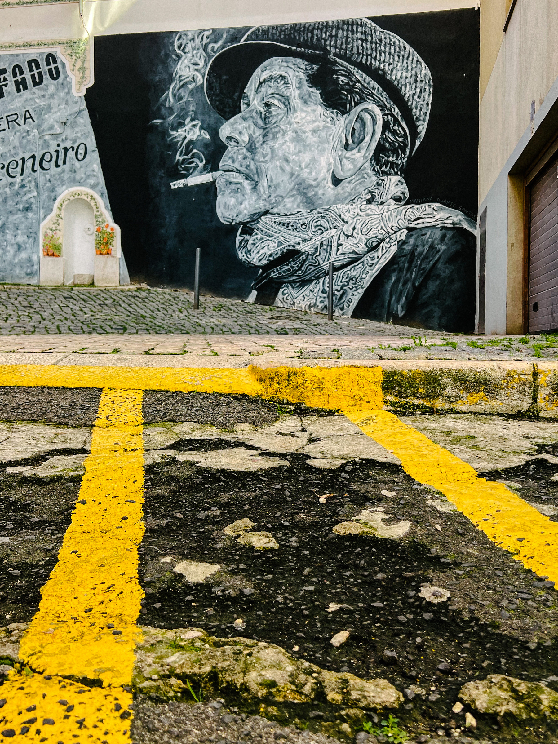 graffiti depicting Alfredo Marceneiro, a fado singer