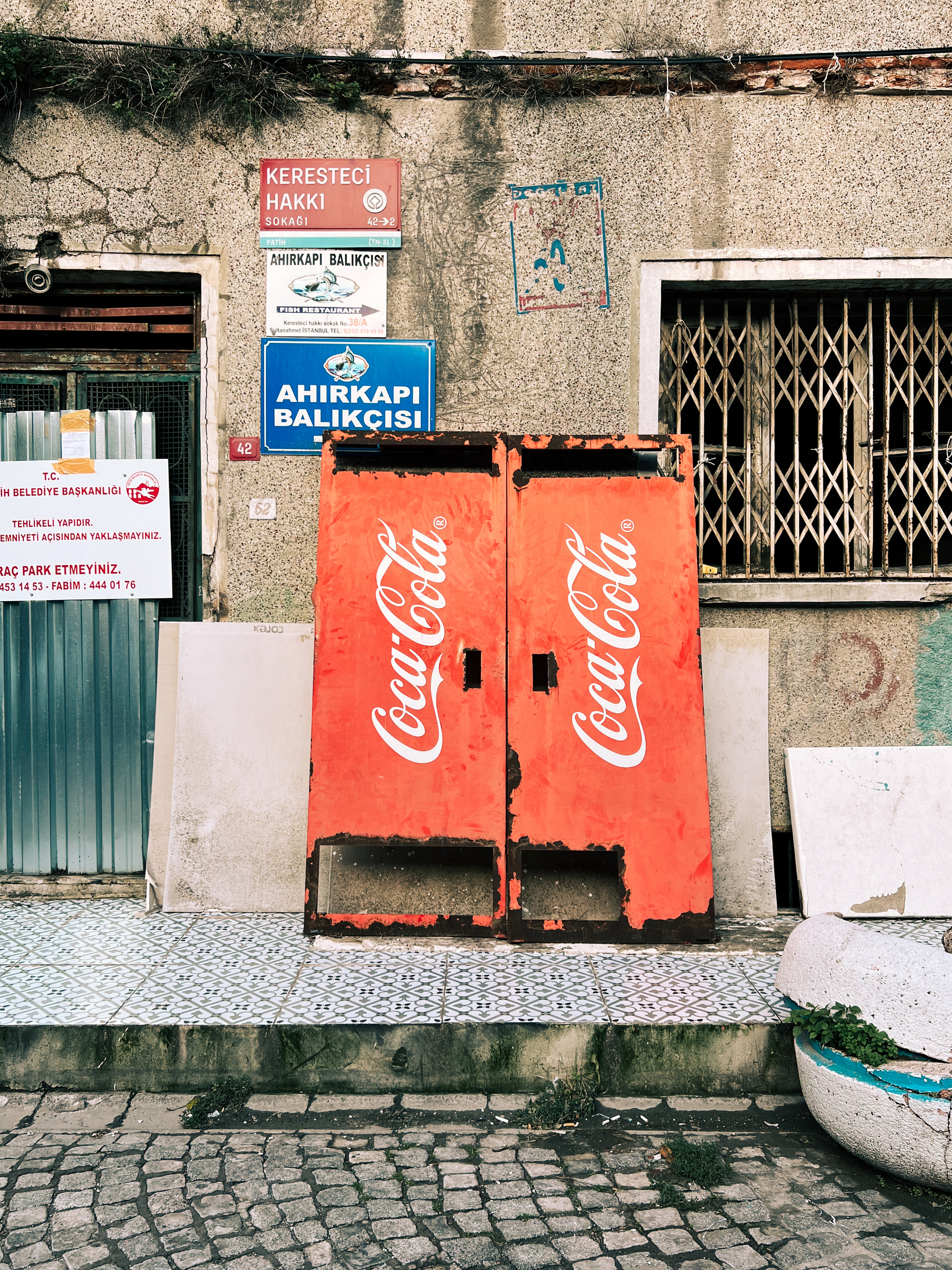 Old coca-cola doors, abandoned. 