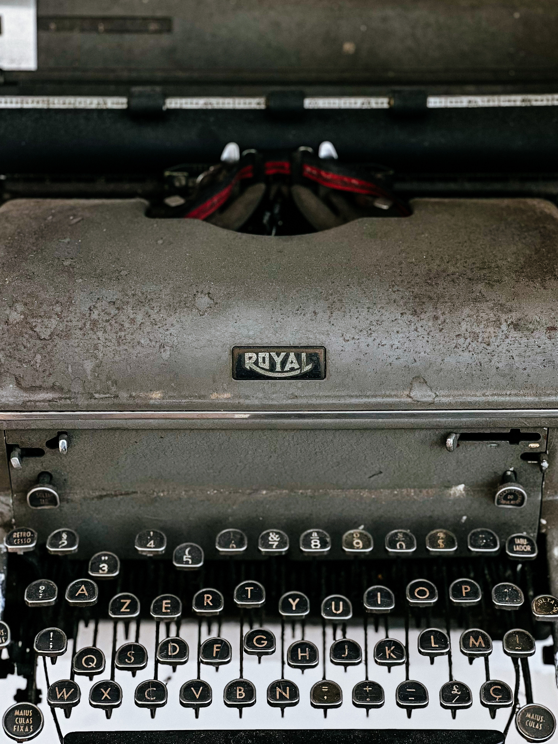 An old typewriter, “Royal”.