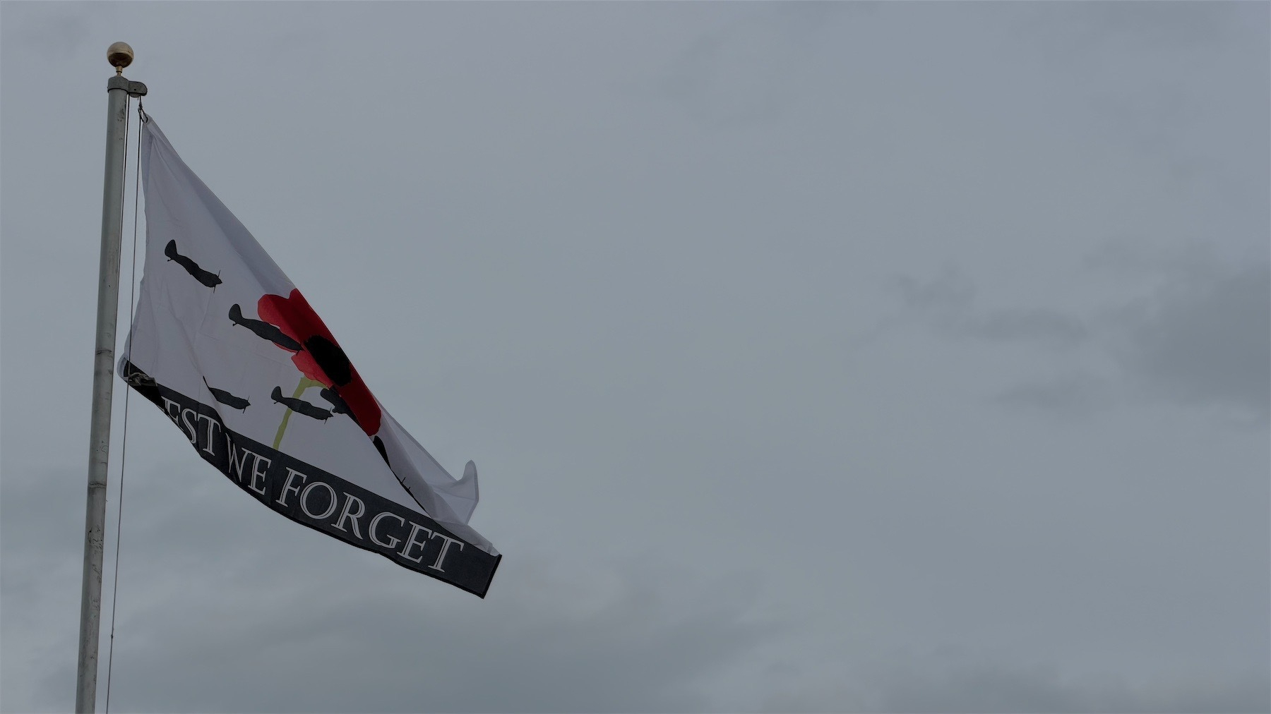 Lest we forget flag.