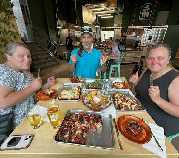 Wrecktangle Pizza
