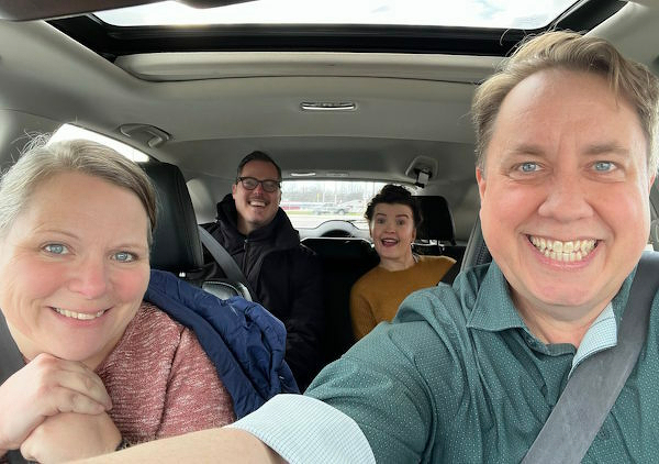 Jody, Jason, Kate, and Justin in a car