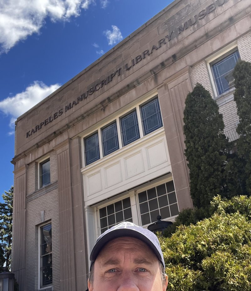 Outside the Karpeles Manuscript Library Museum