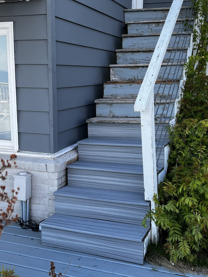 Progress on the stairs down to the deck