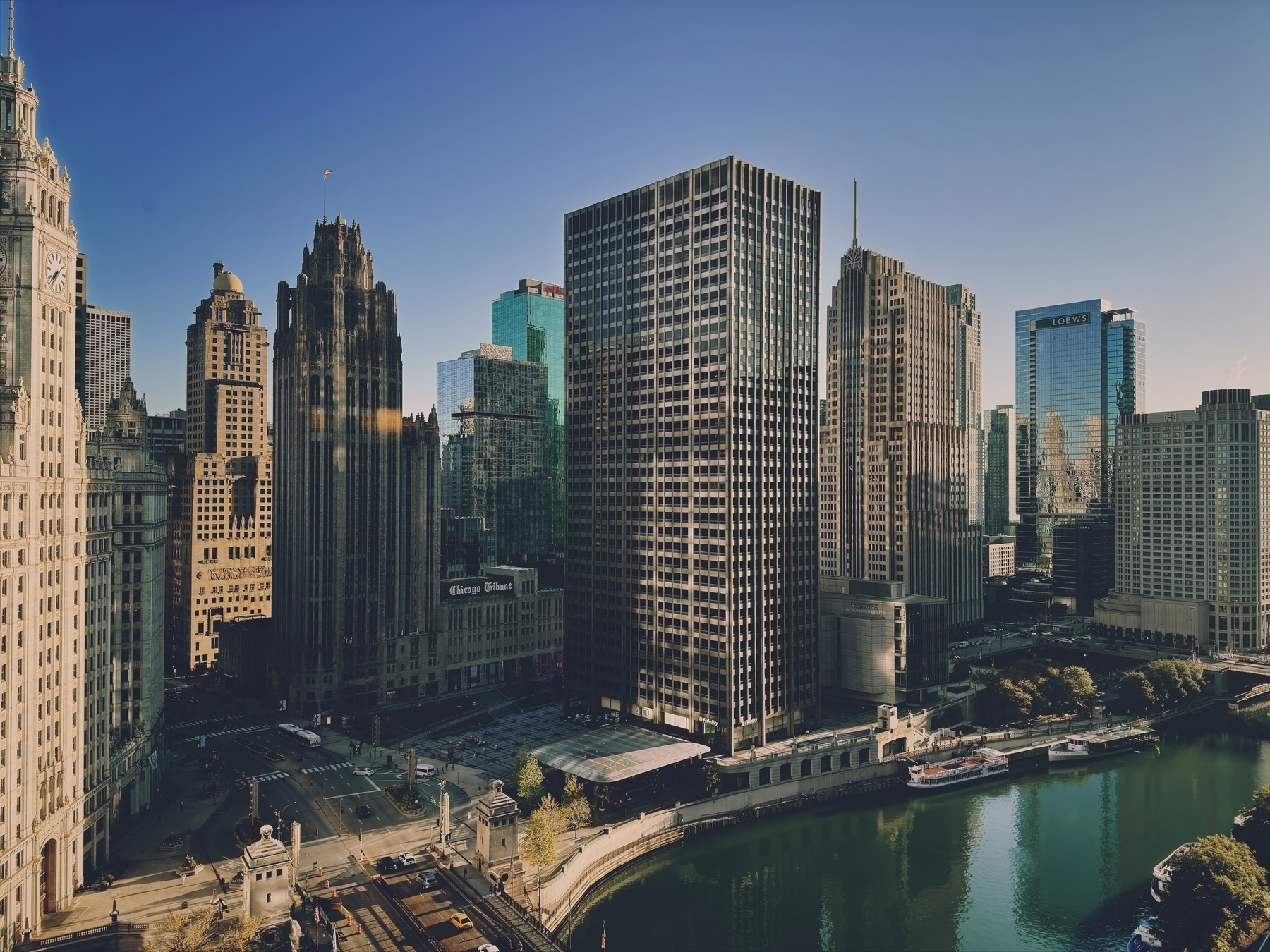 View of Chicago and its river from Wacker/Michigan Ave. 