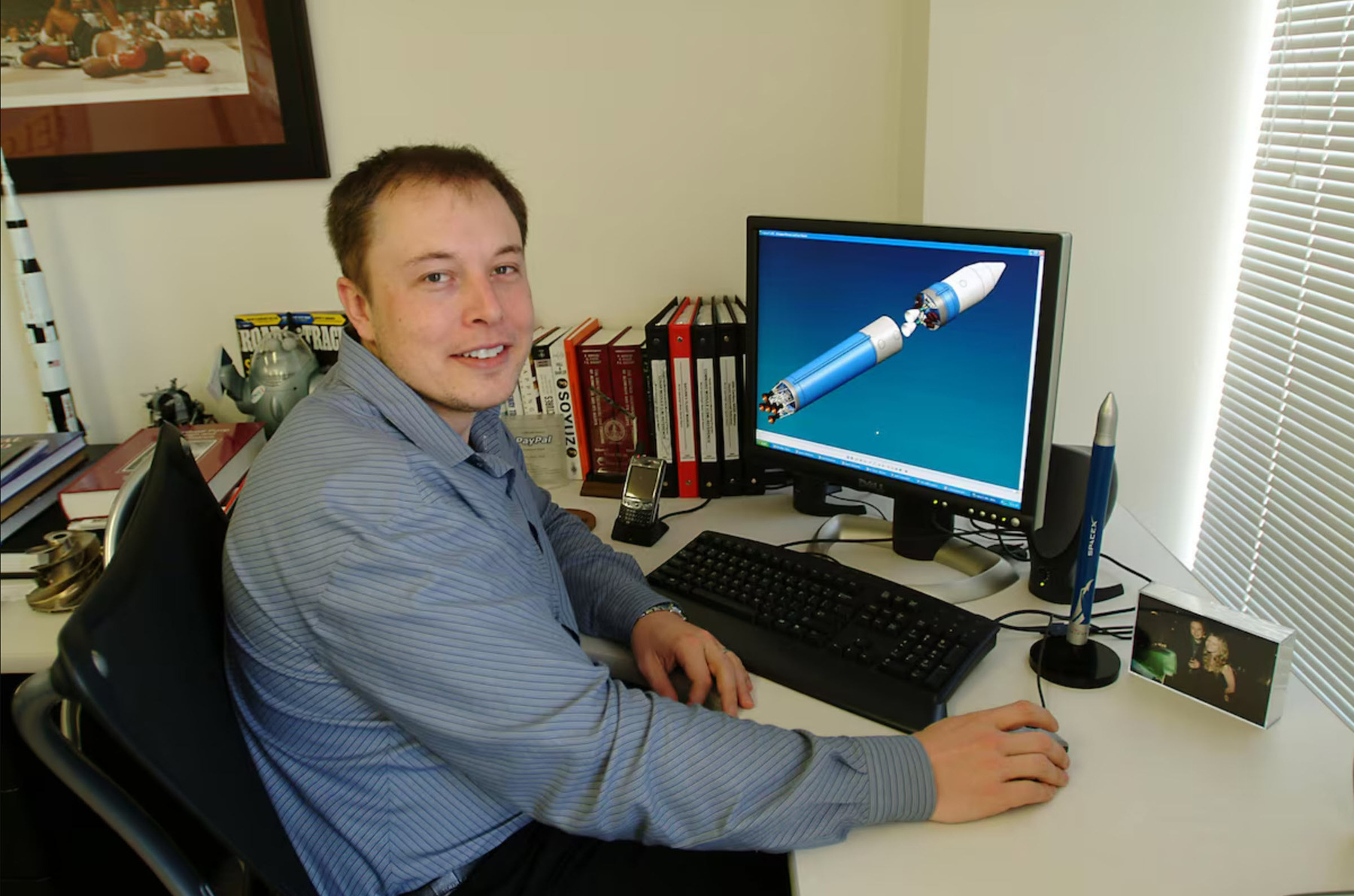 Elon Musk in 2004. Image from Getty