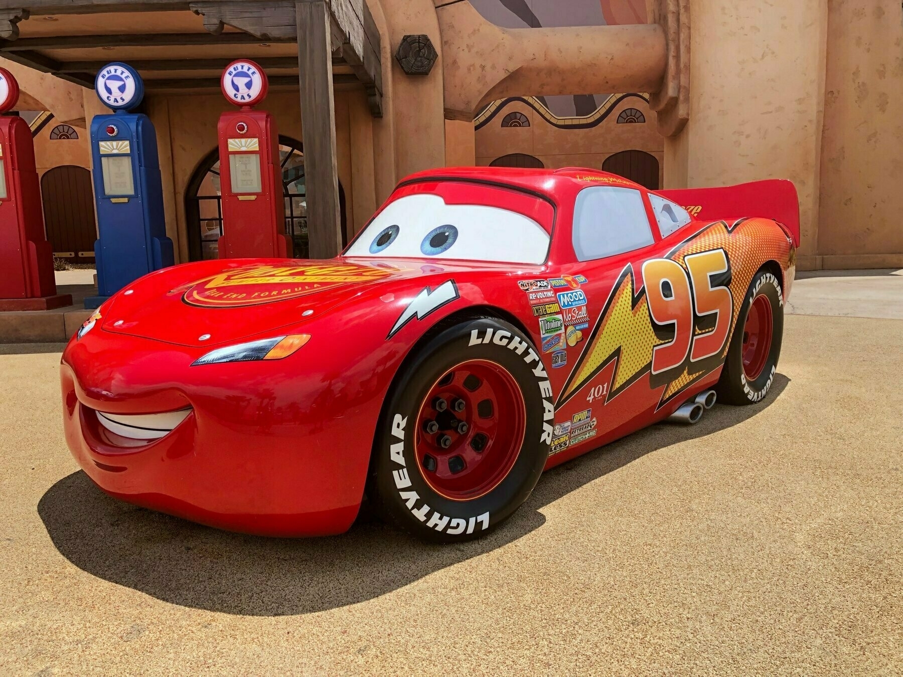 Lightning McQueen model car