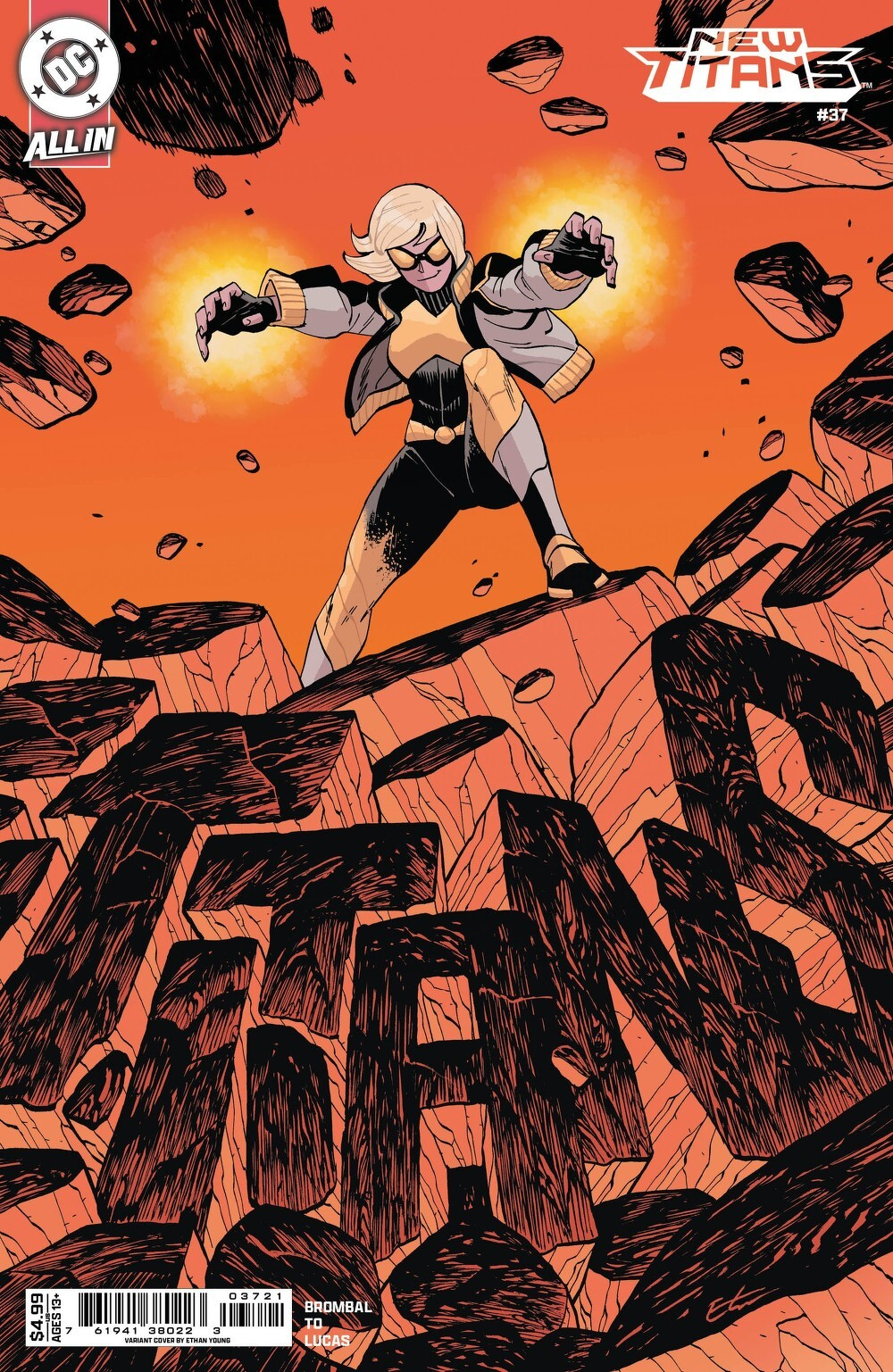 New Titans #37 (Cover B Ethan Young Card Stock Variant)