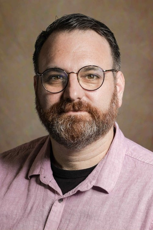 Headshot of Stuart Schreck