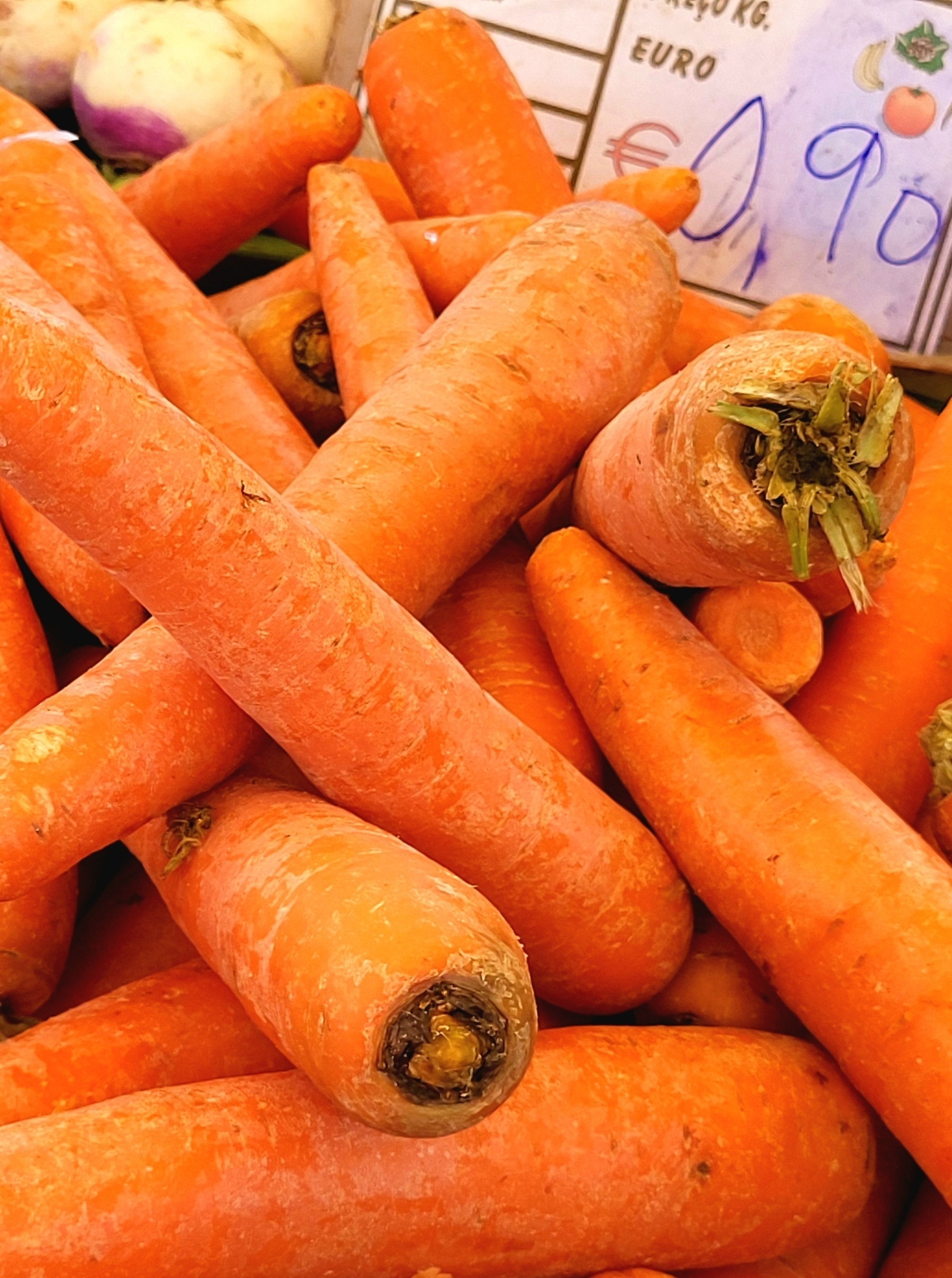 Carrots on street market stand 