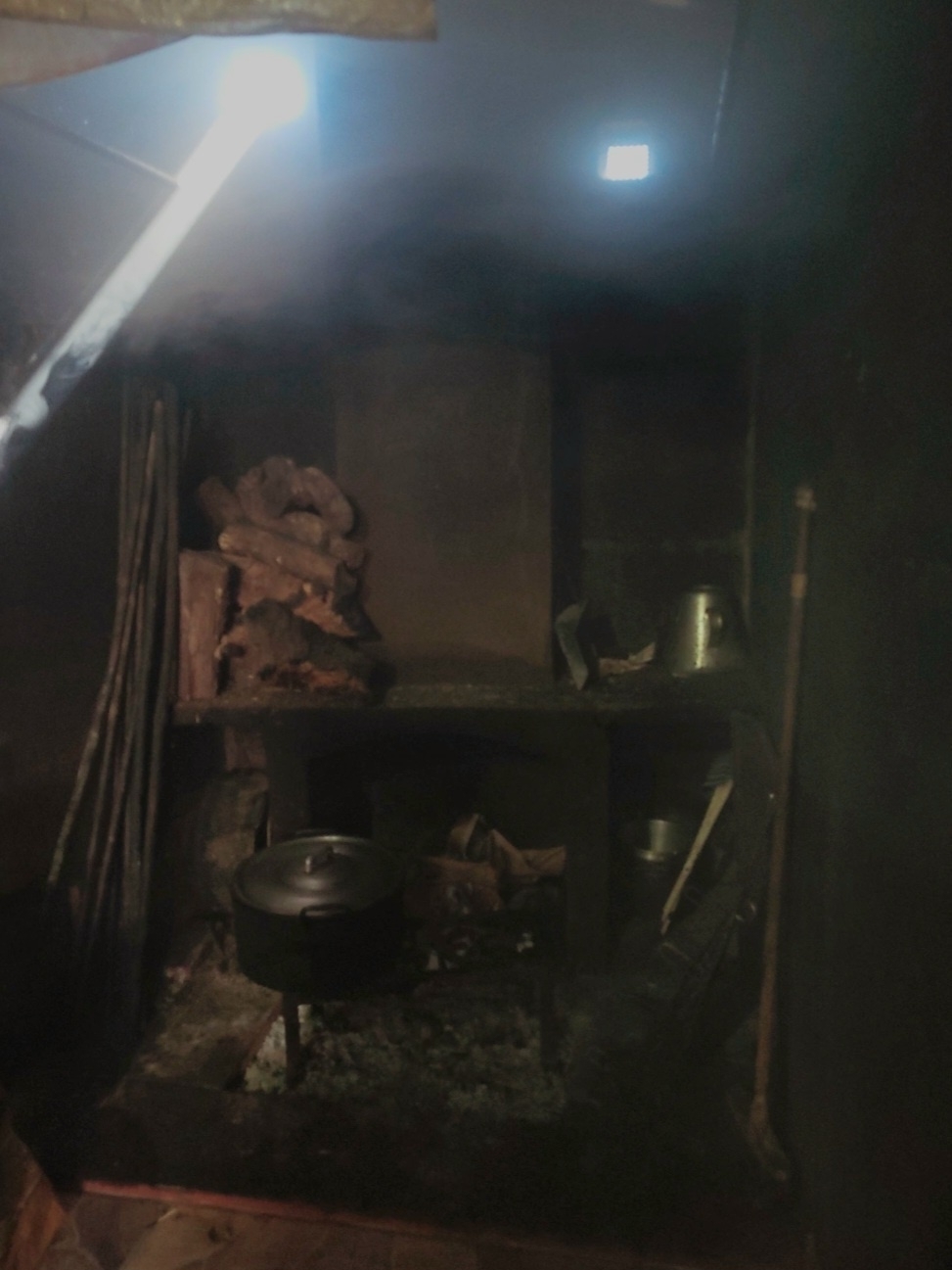 Old smoky kitchen 