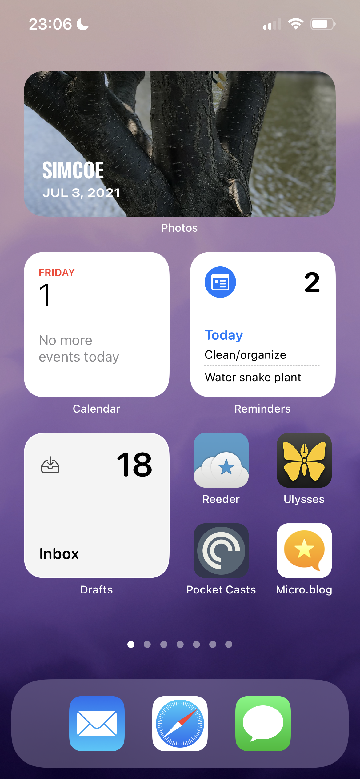 A screenshot of my iphone homescreen. Includes a widget stack, single widgets for calendar, reminders, and drafts, and icons for Reeder, Ulysses, Pocket Casts, and Micro.blog.
