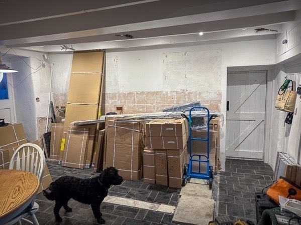 A photo of a kitchen before installation