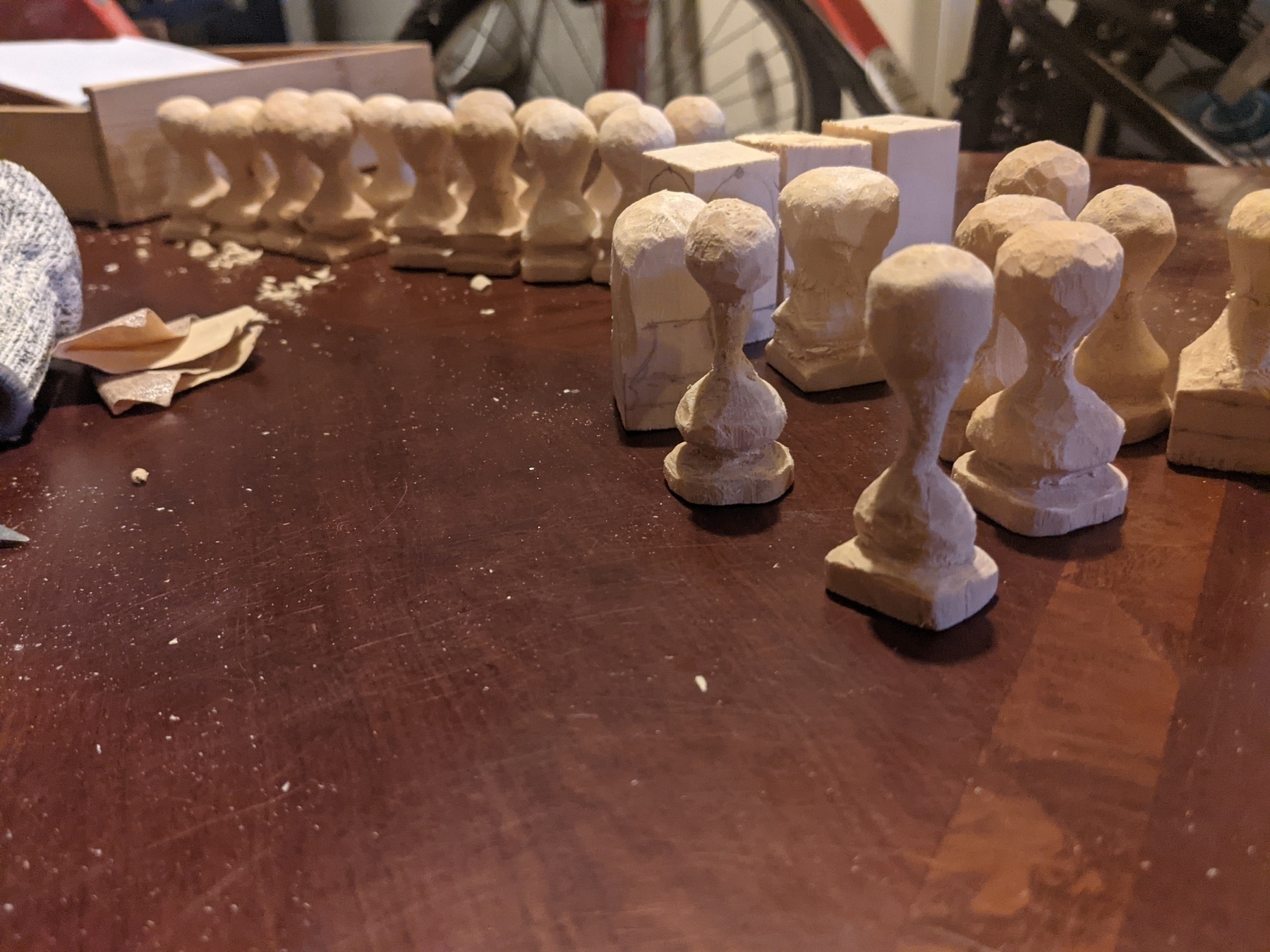 16 good pawns and 12 bad ones