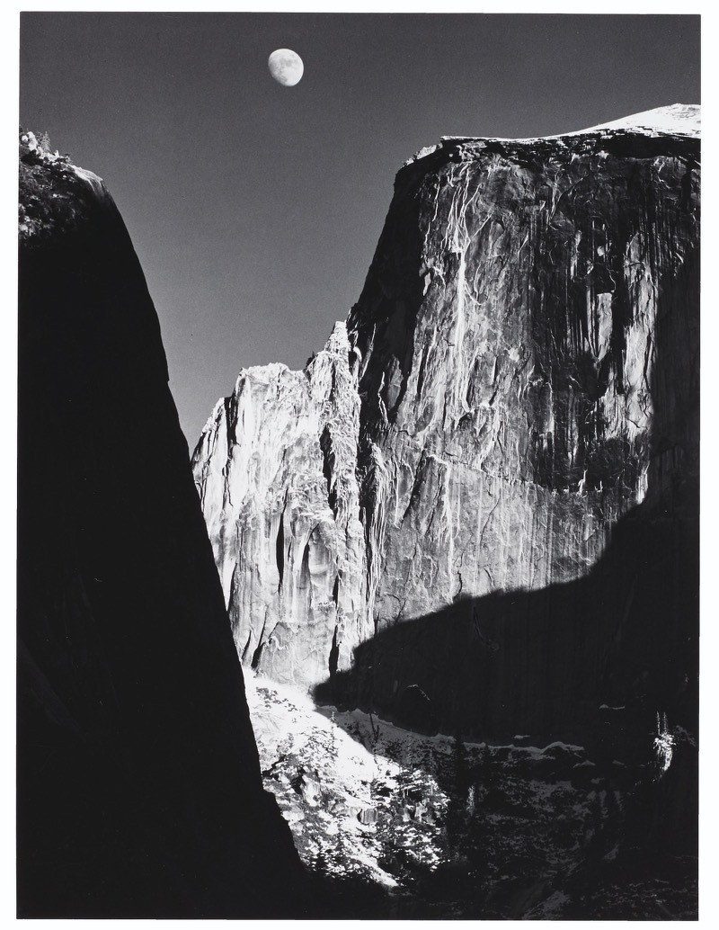 2019 NYR 19148 0011 001(ansel adams moon and half dome yosemite national park california 1960).