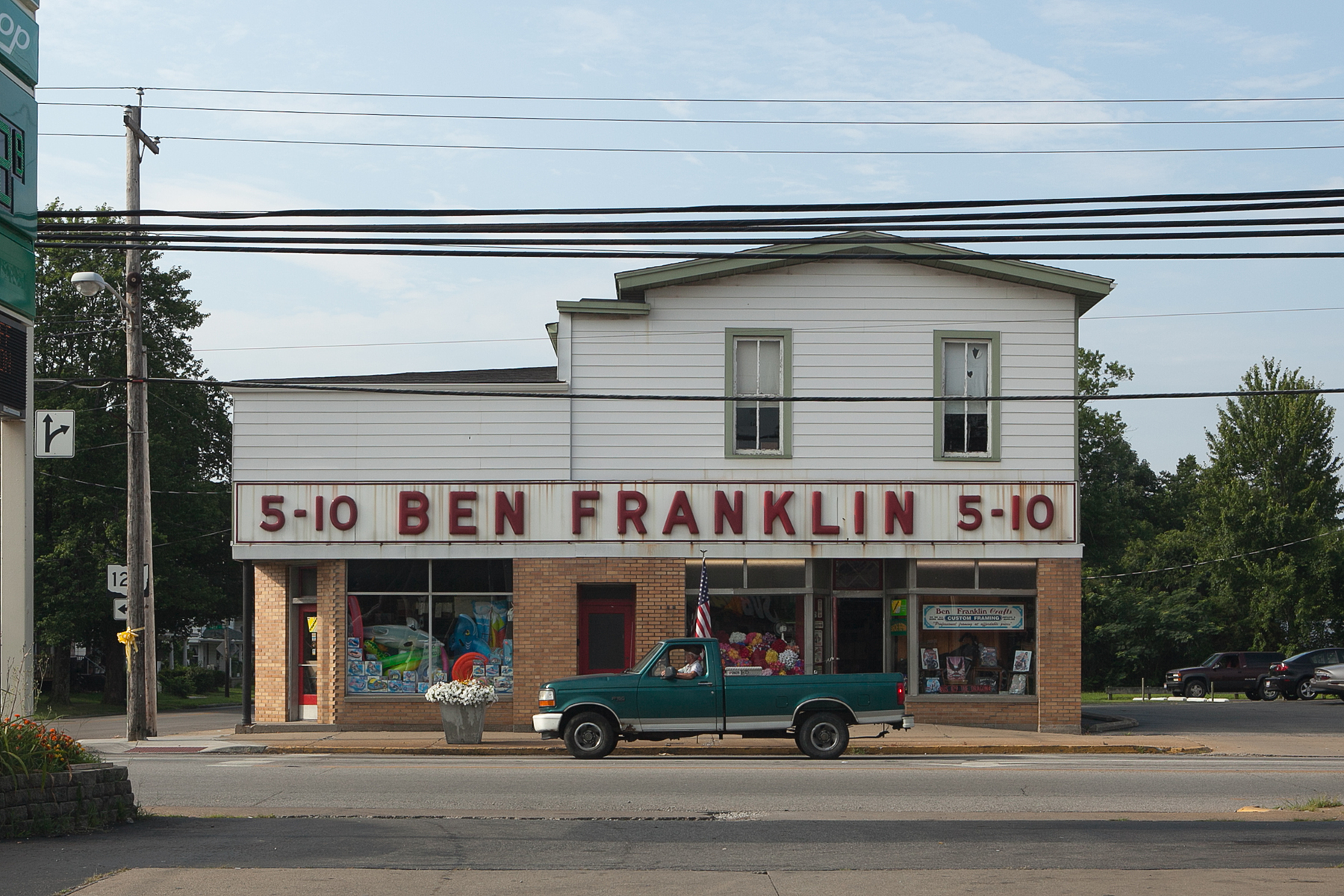 Ben Franklin 5 & 10 storefront in Bethel, Ohio - Canon 5D Mark II