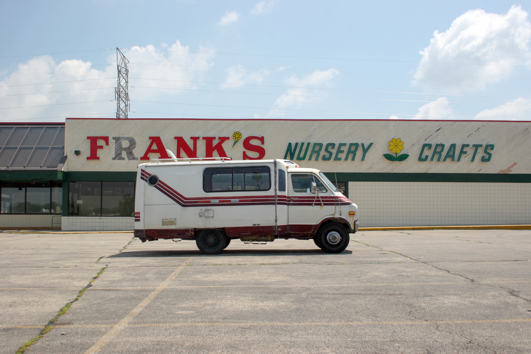 Dodge Trans Van in front of closed plants and crafts store - Canon 20D