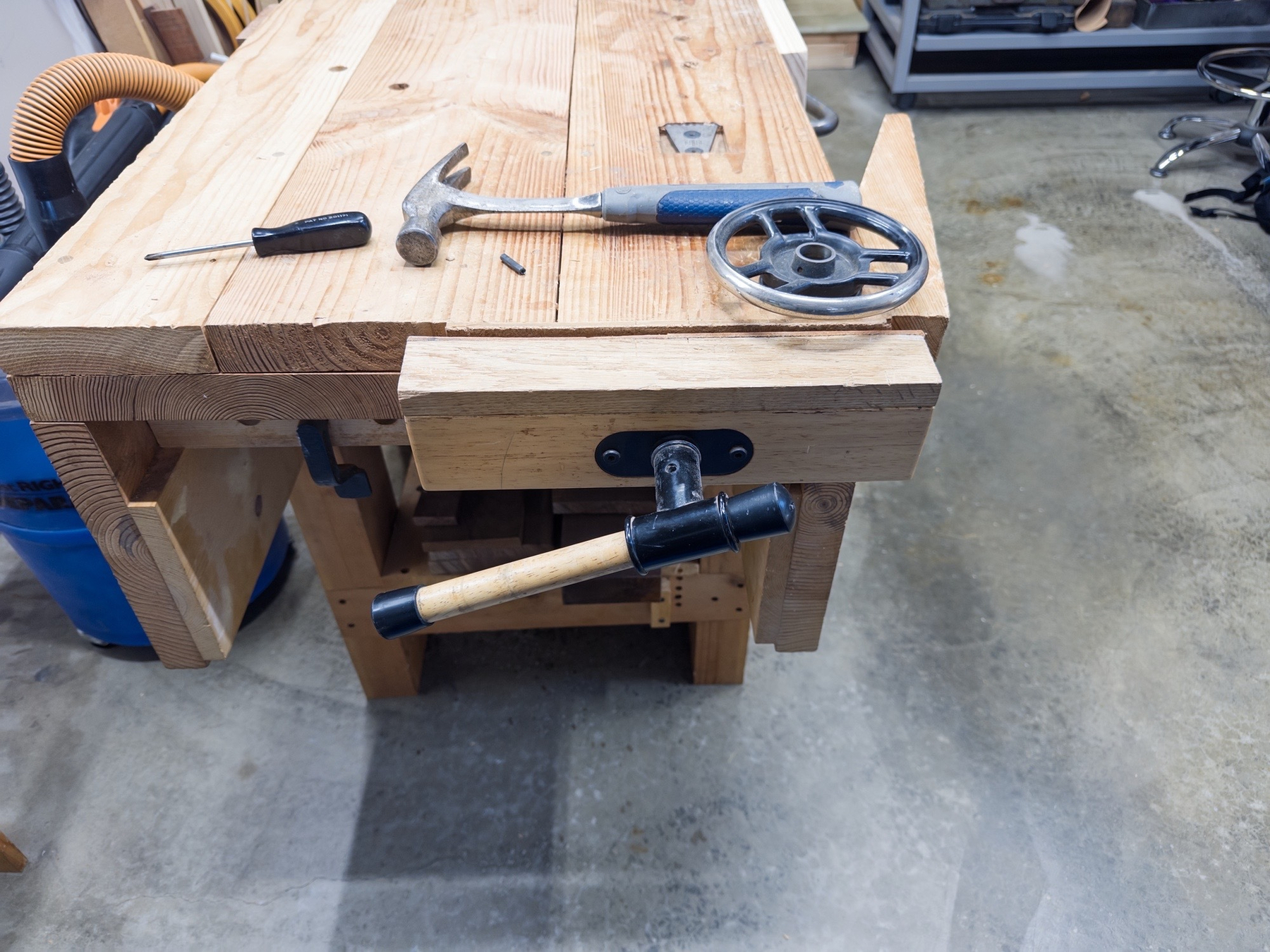 harbor-freight-vise-before.jpeg Harbor freight vise reattached to a Nicholson bench