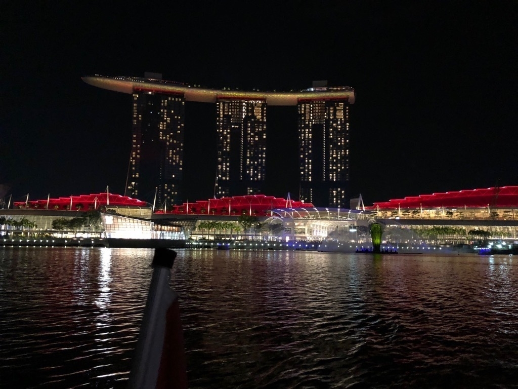 The Marina Bay Sands resort by
night
