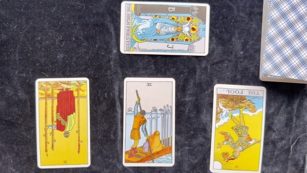 a simple tarot spread