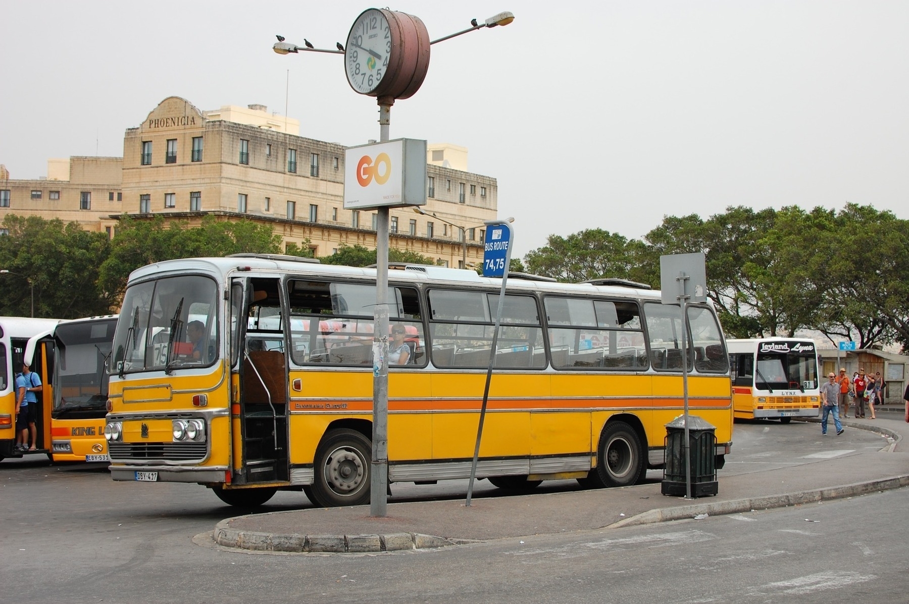 Maltese Bus