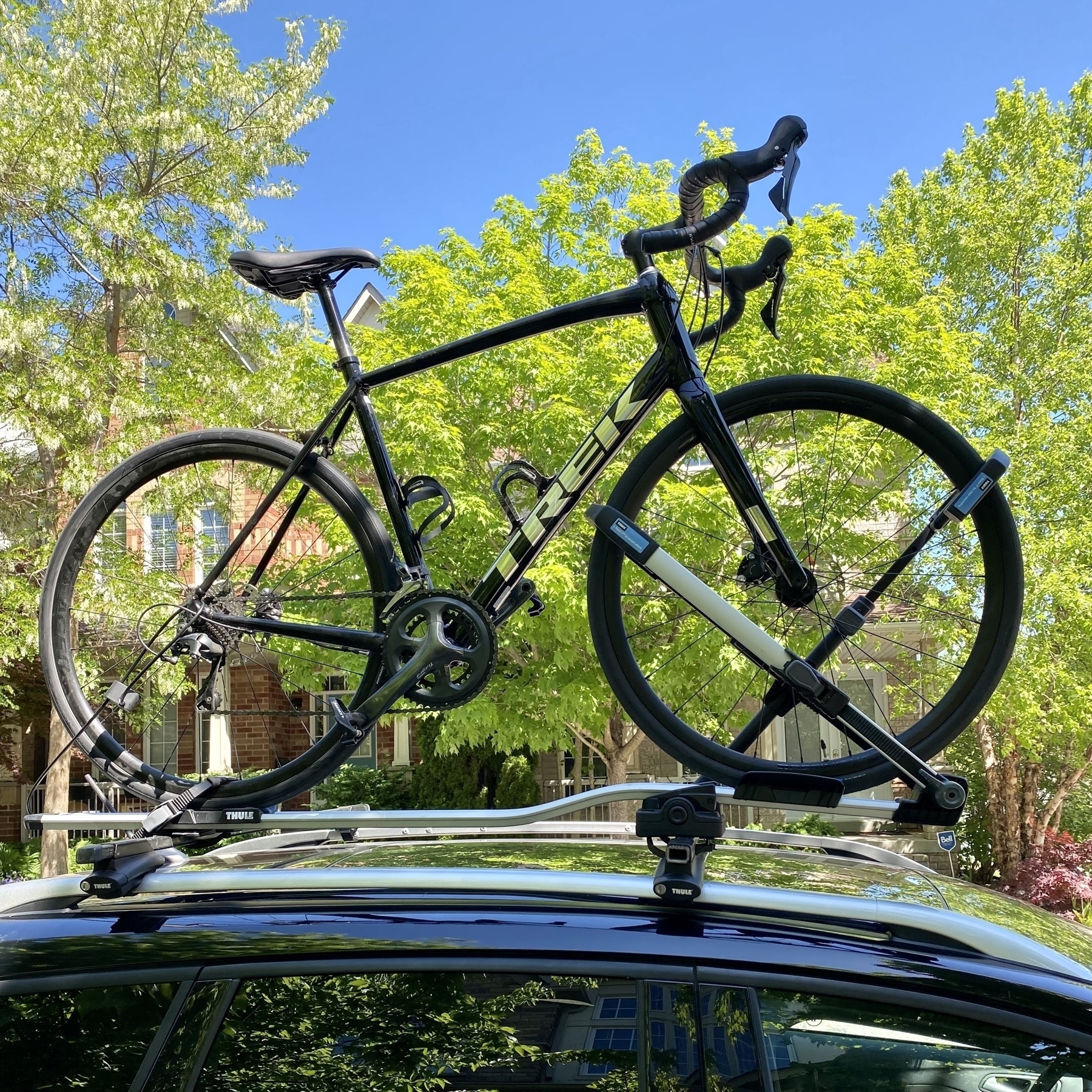 Bike on an SUV roof