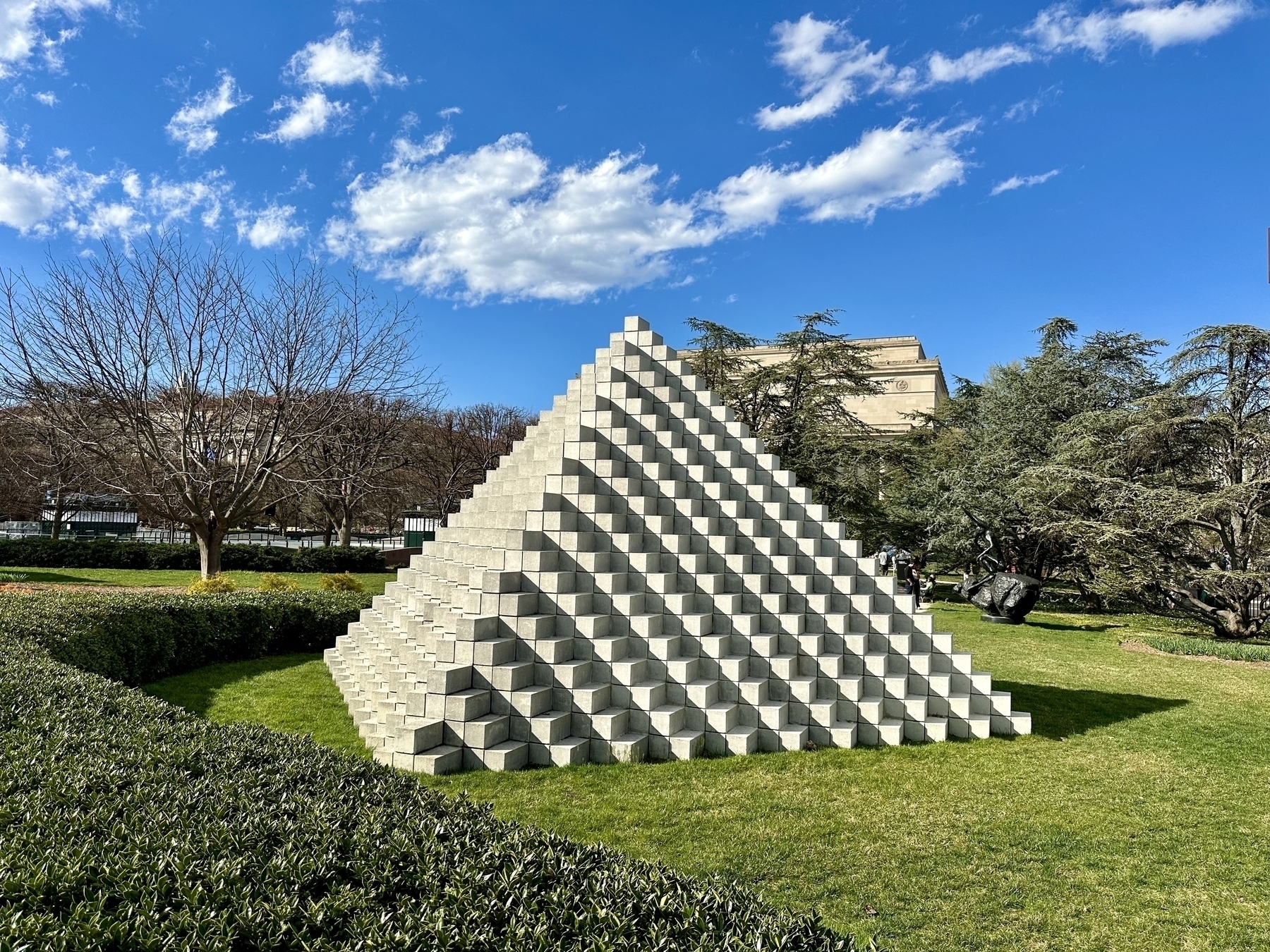 Photo of the Four-Sided Pyramid by Sol LeWitt