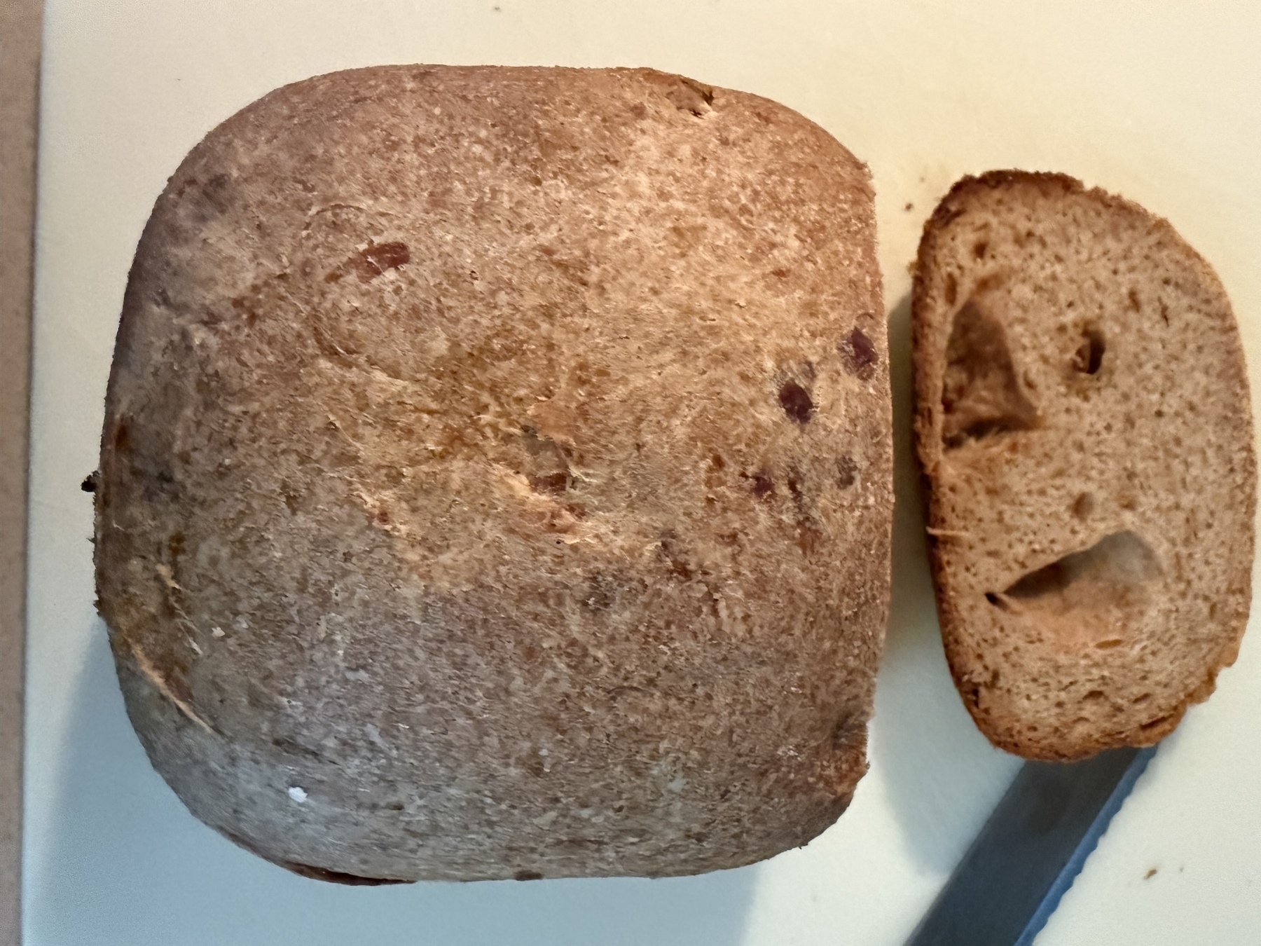 Baked bread 