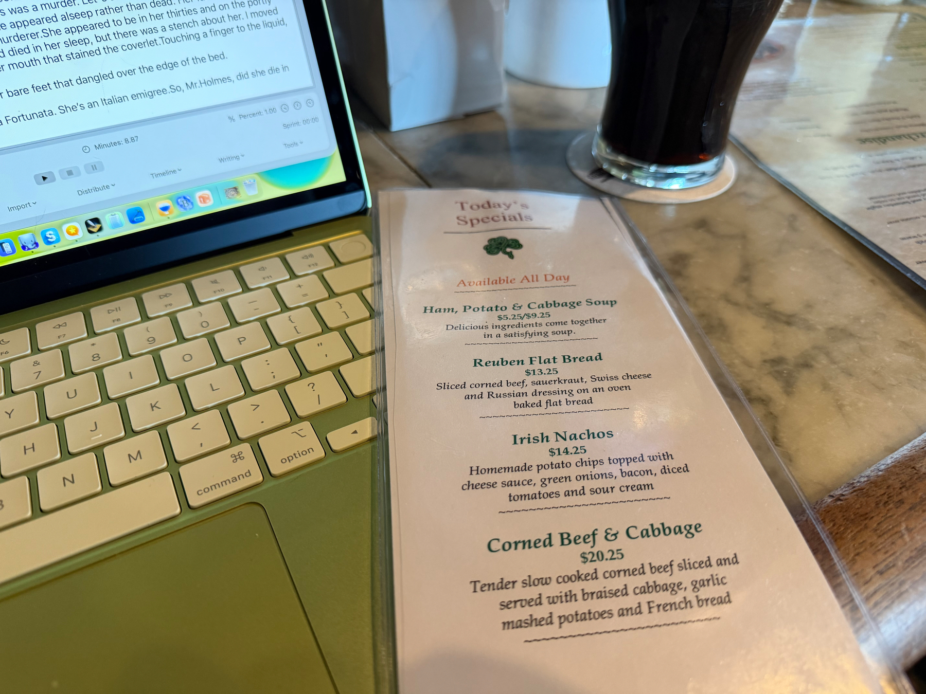 Neo, menu, Guinness 