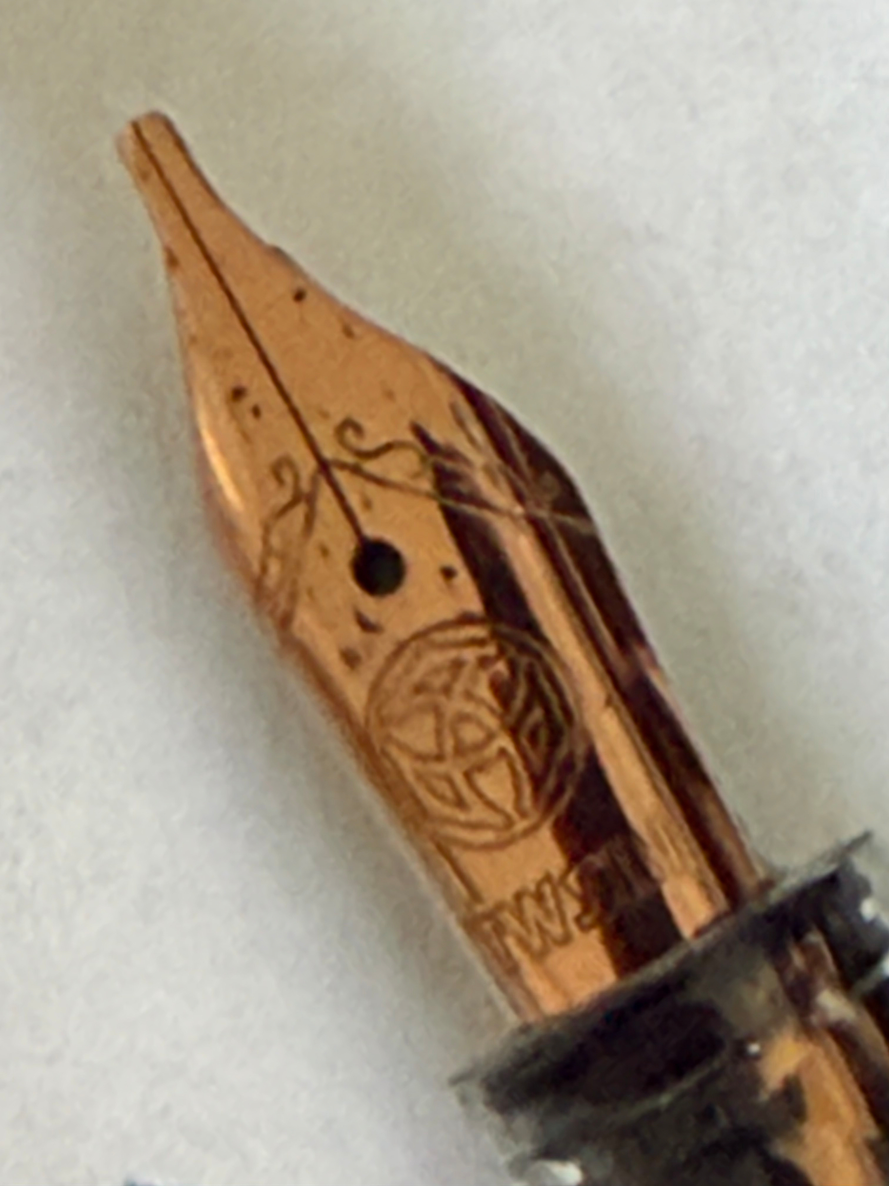 Fountain pen nib 