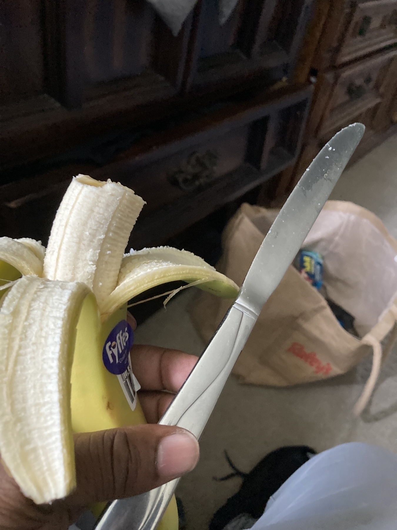 banana and butter knife