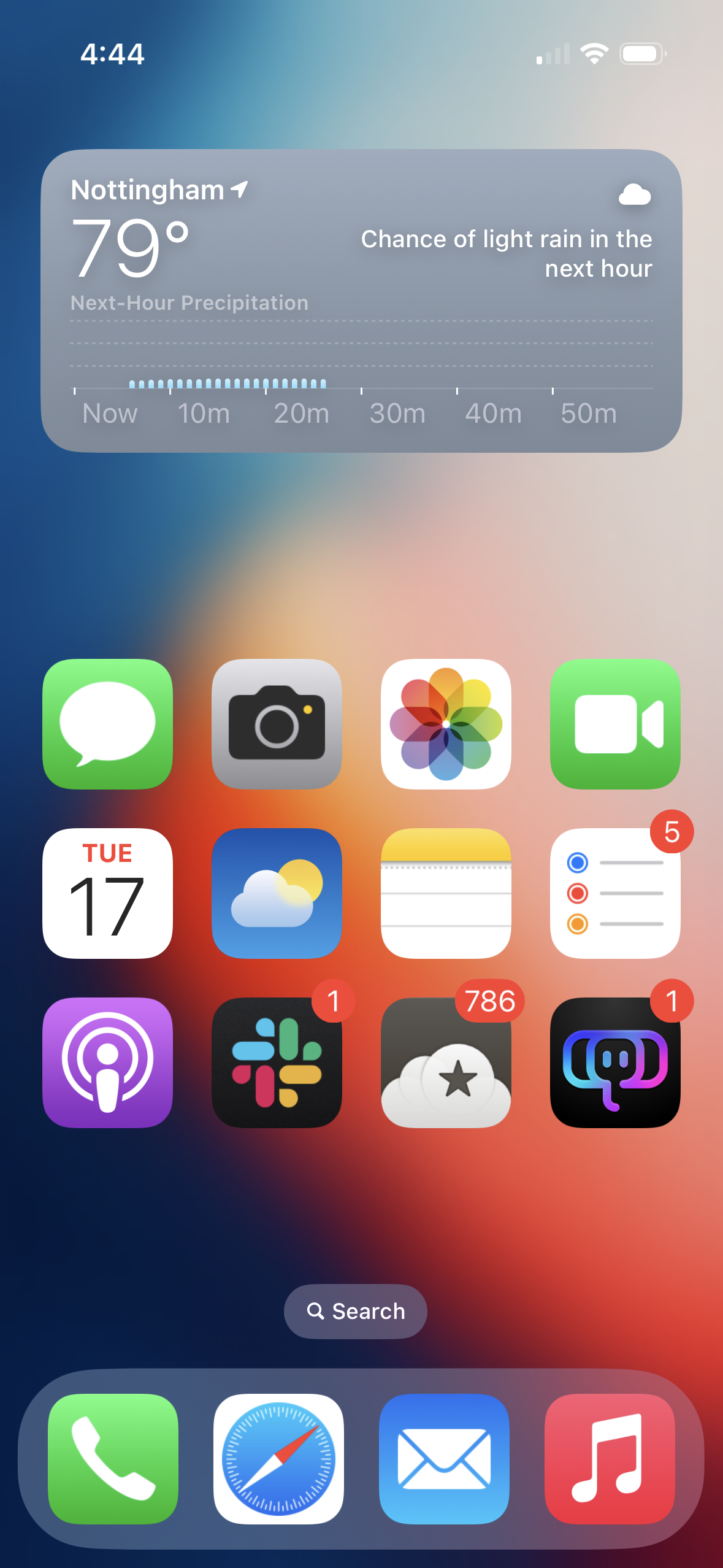 A screenshot of a customized iPhone layout using iOS 18.