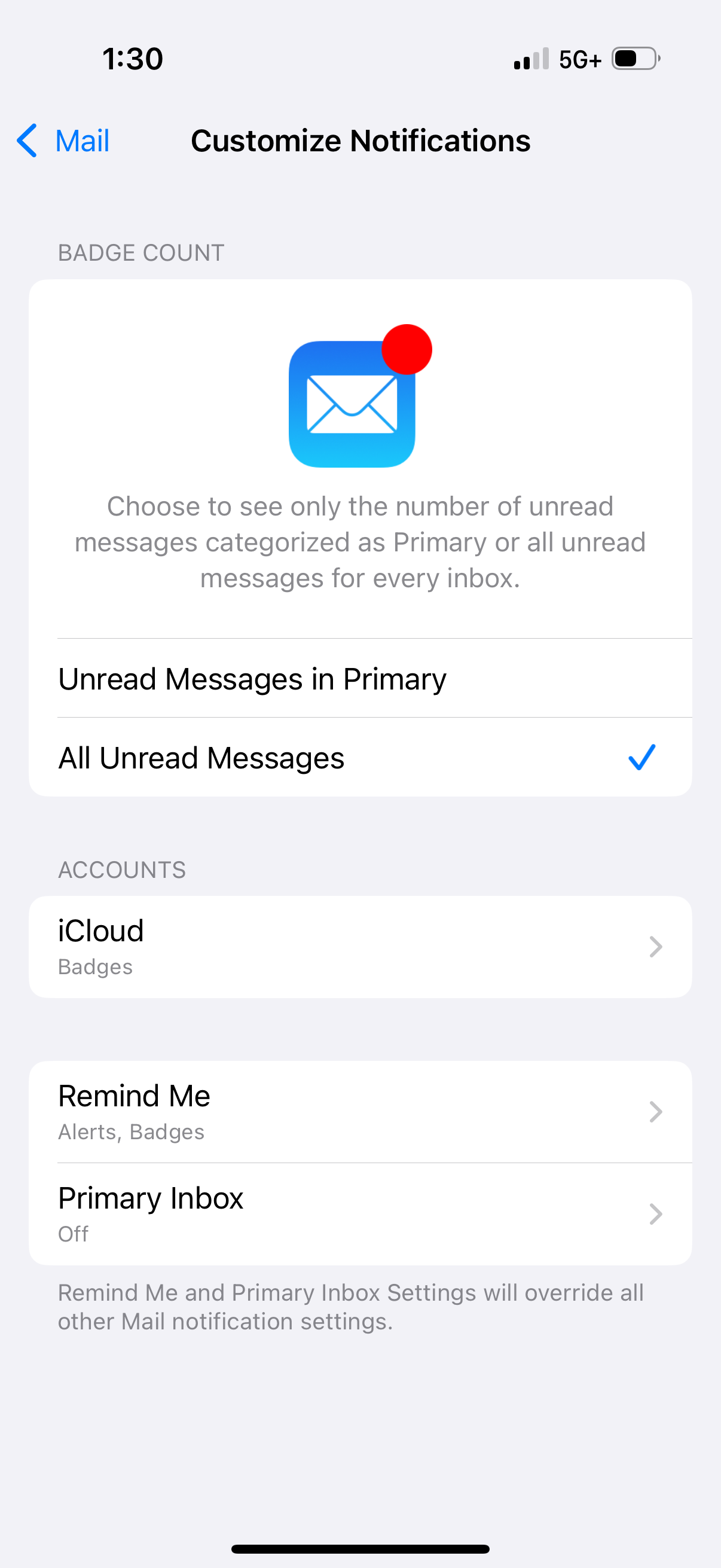 A settings screen displays email notification customization options, including badge count settings for unread messages.