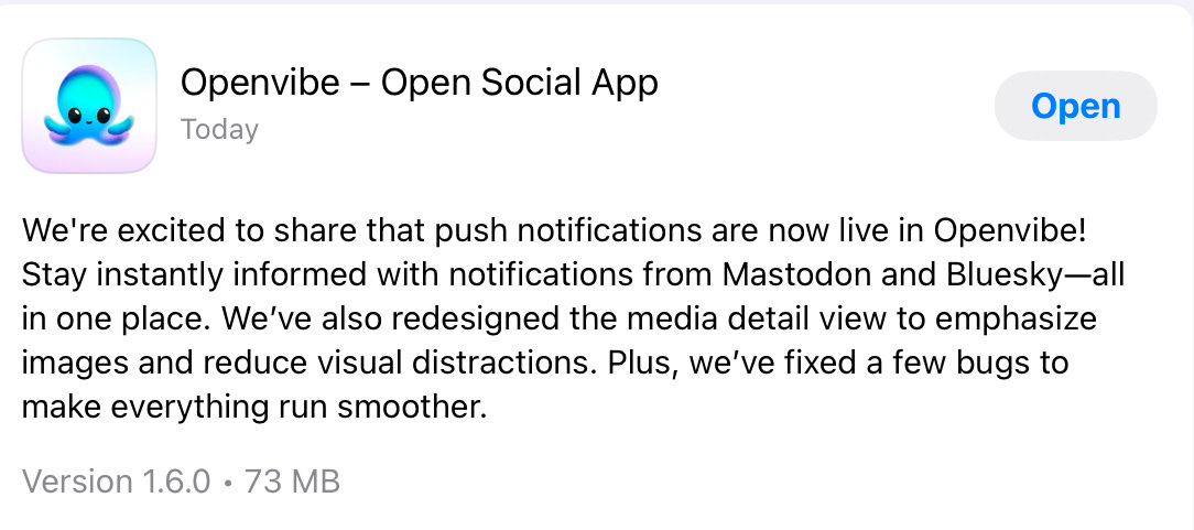 An app update notification for Openvibe highlights new push notifications and improvements in media display and functionality.