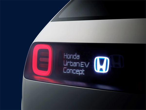 113875 Honda Urban EV Concept unveiled at the Frankfurt Motor Show.