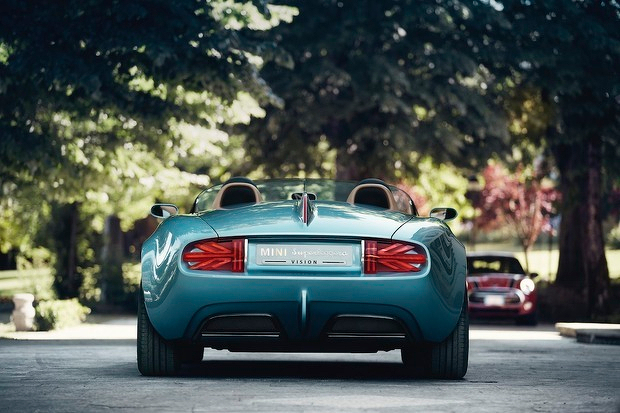 Union Jack tail lights! And a rear fin!