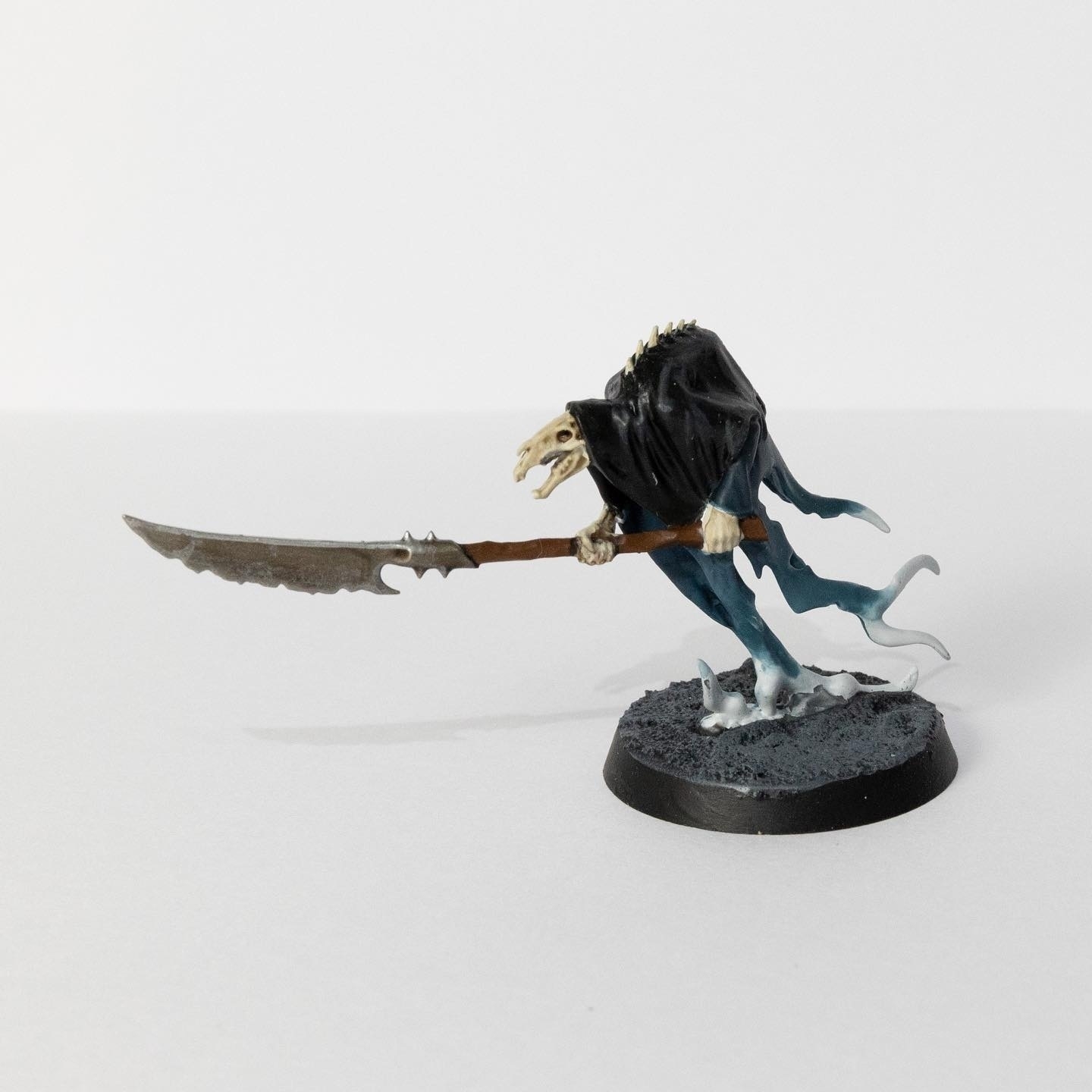 Painted Glaivewraith Stalker on a white background.
