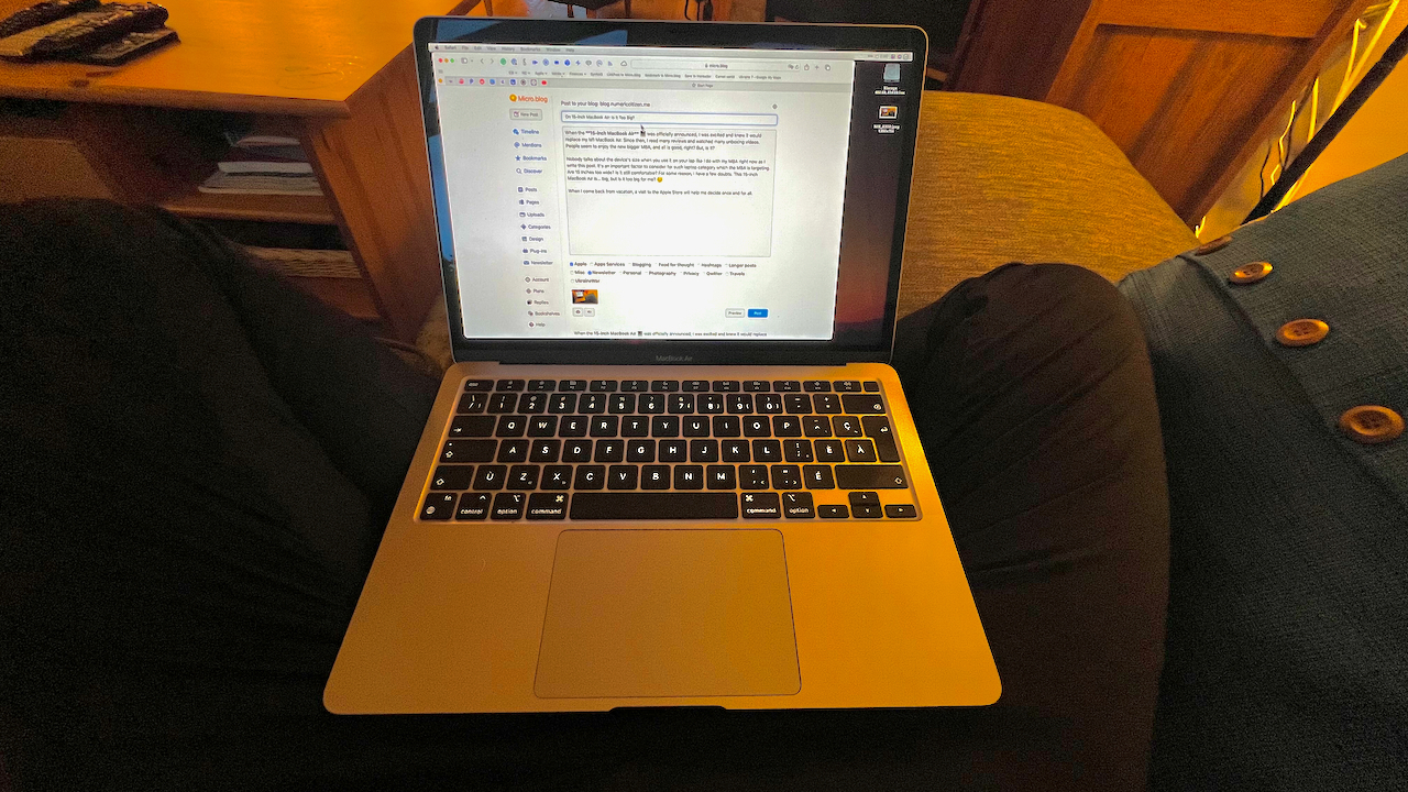 My current M1 MacBook Air on my lap