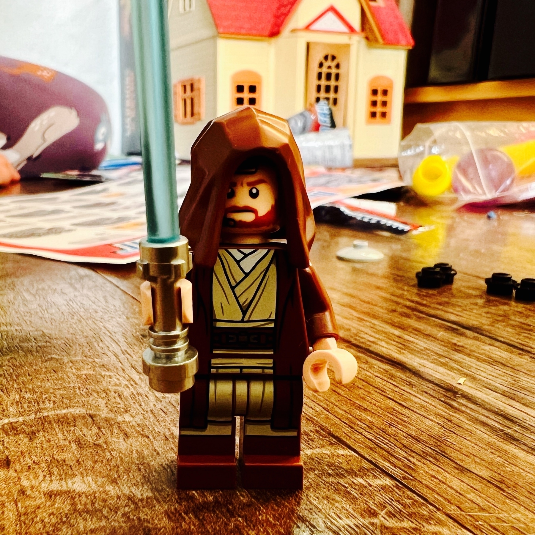 A Lego Obi-Wan minifig