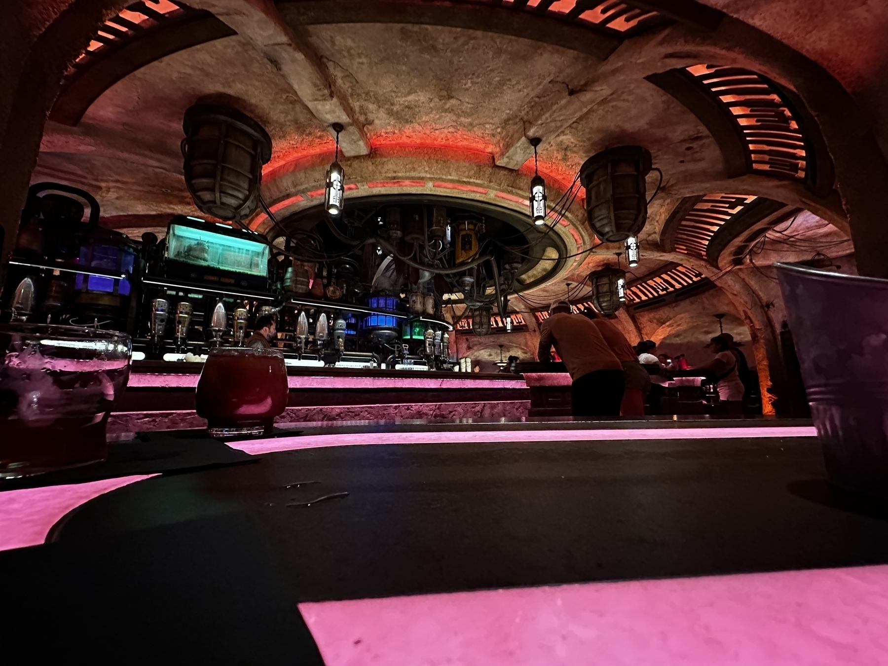 A relatively quiet moment at Oga’s cantina