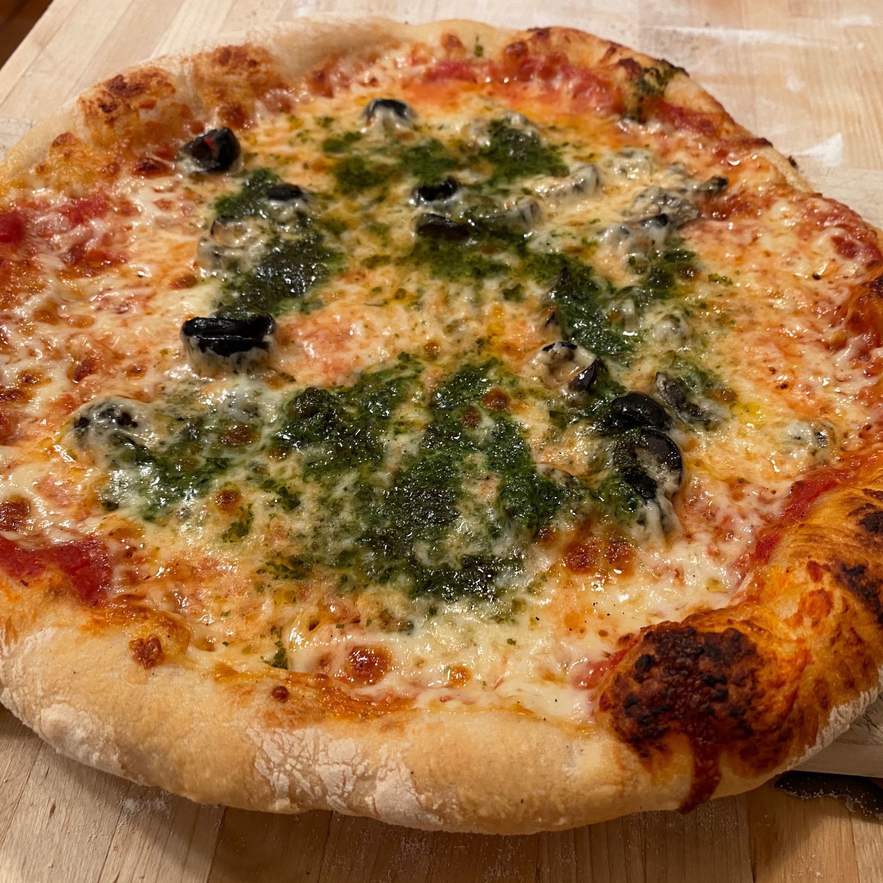 picture of homemade pizza 