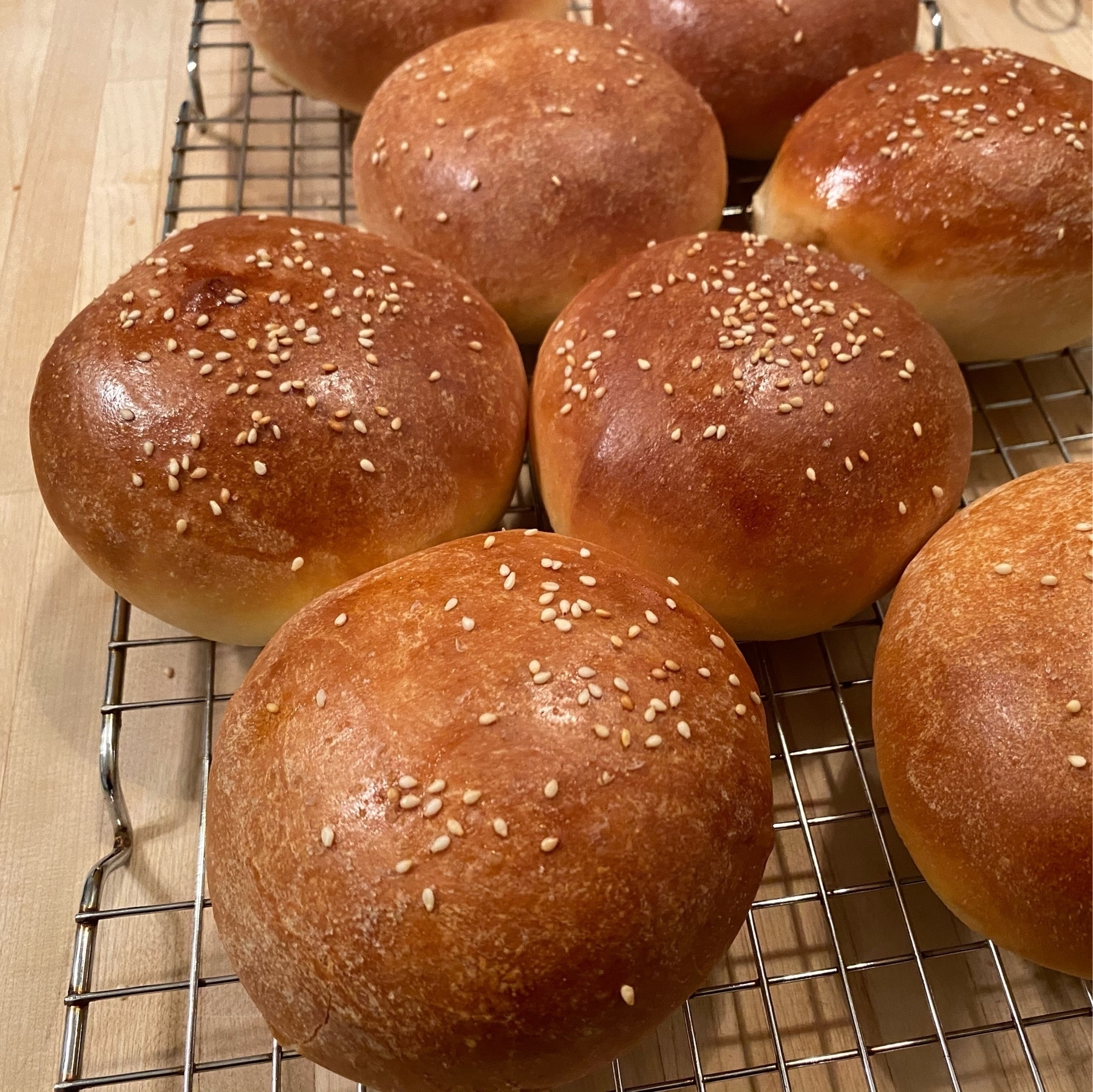 picture of homemade hamburger buns