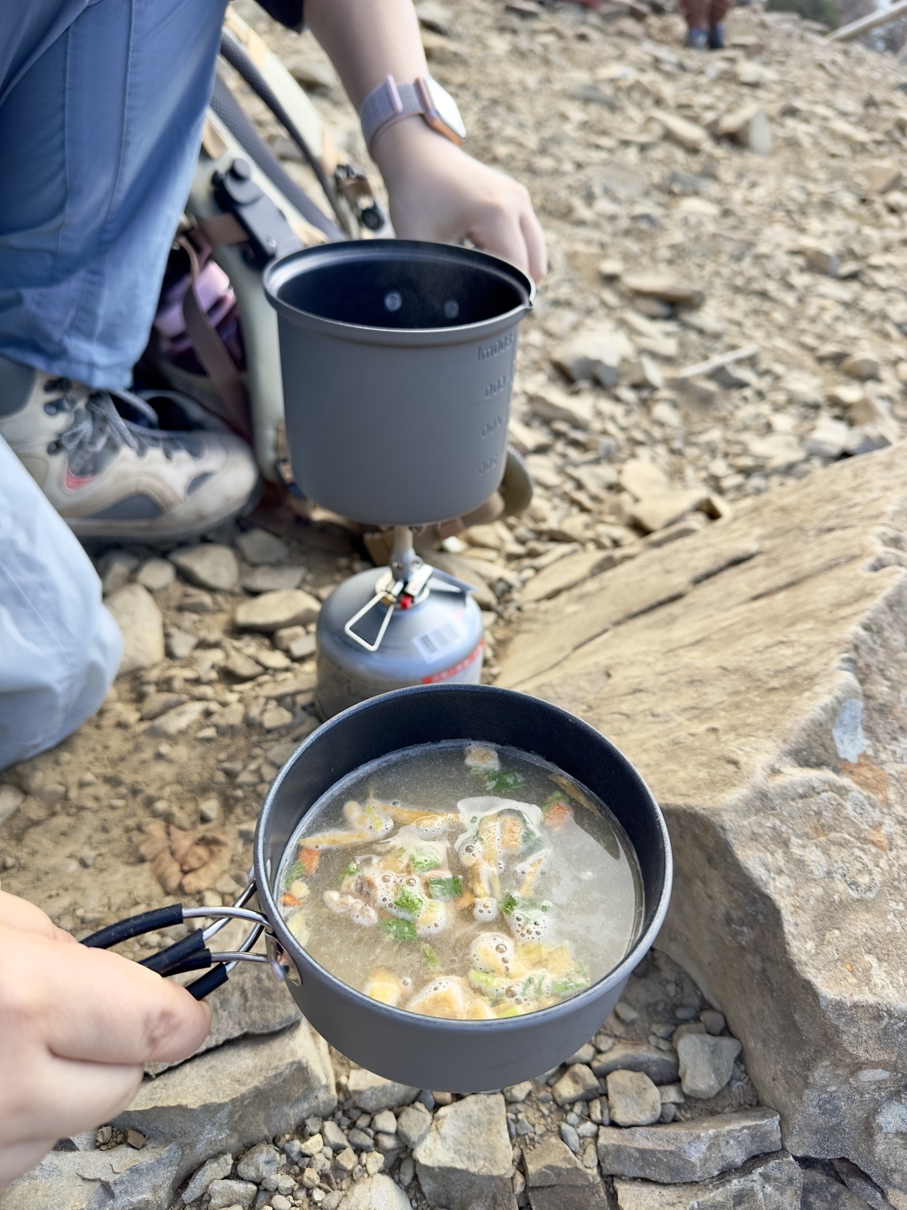 Fresh soup boiled at summit of Mt. Daibosatsu.