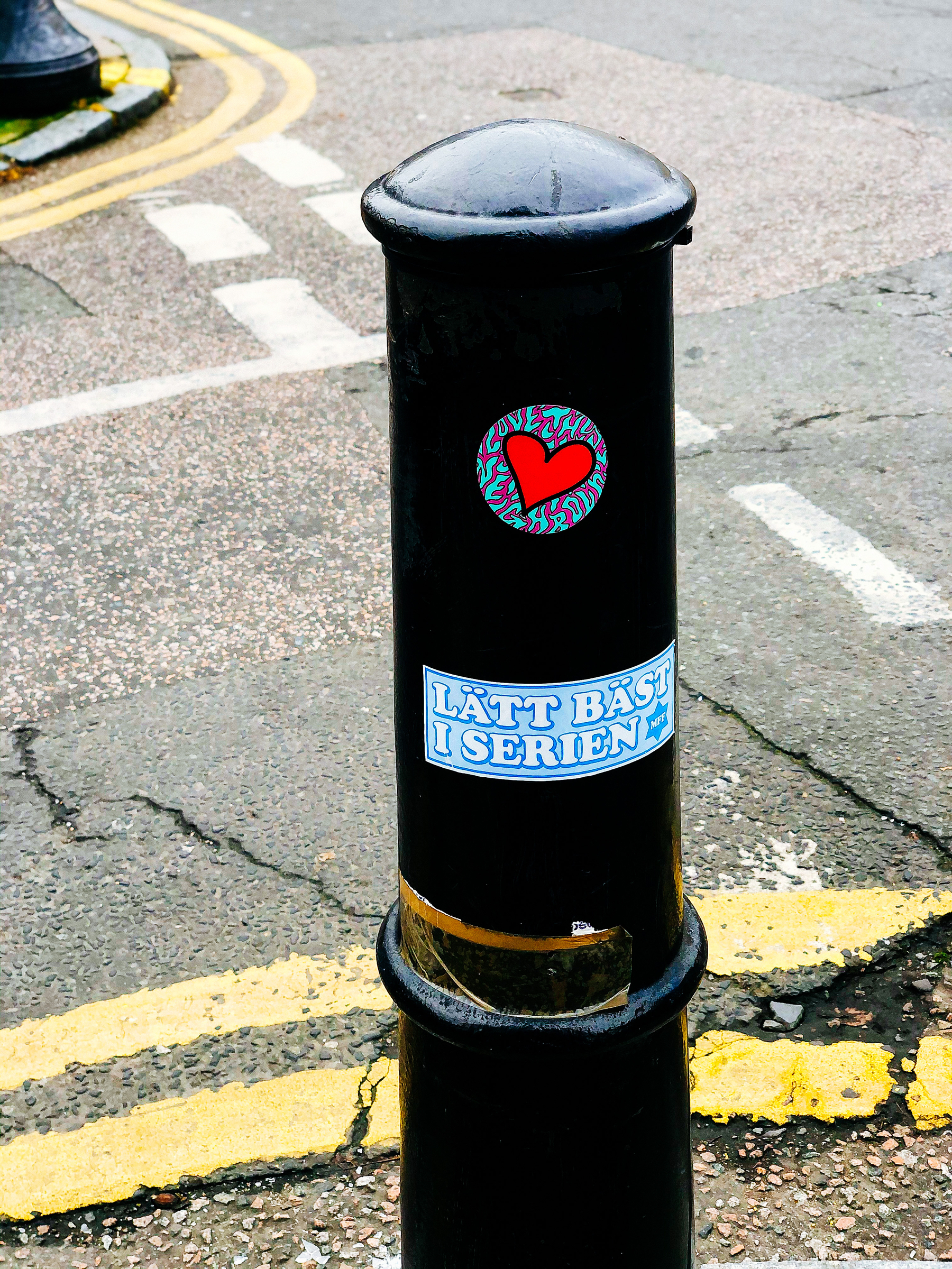 Sticker of a heart. 