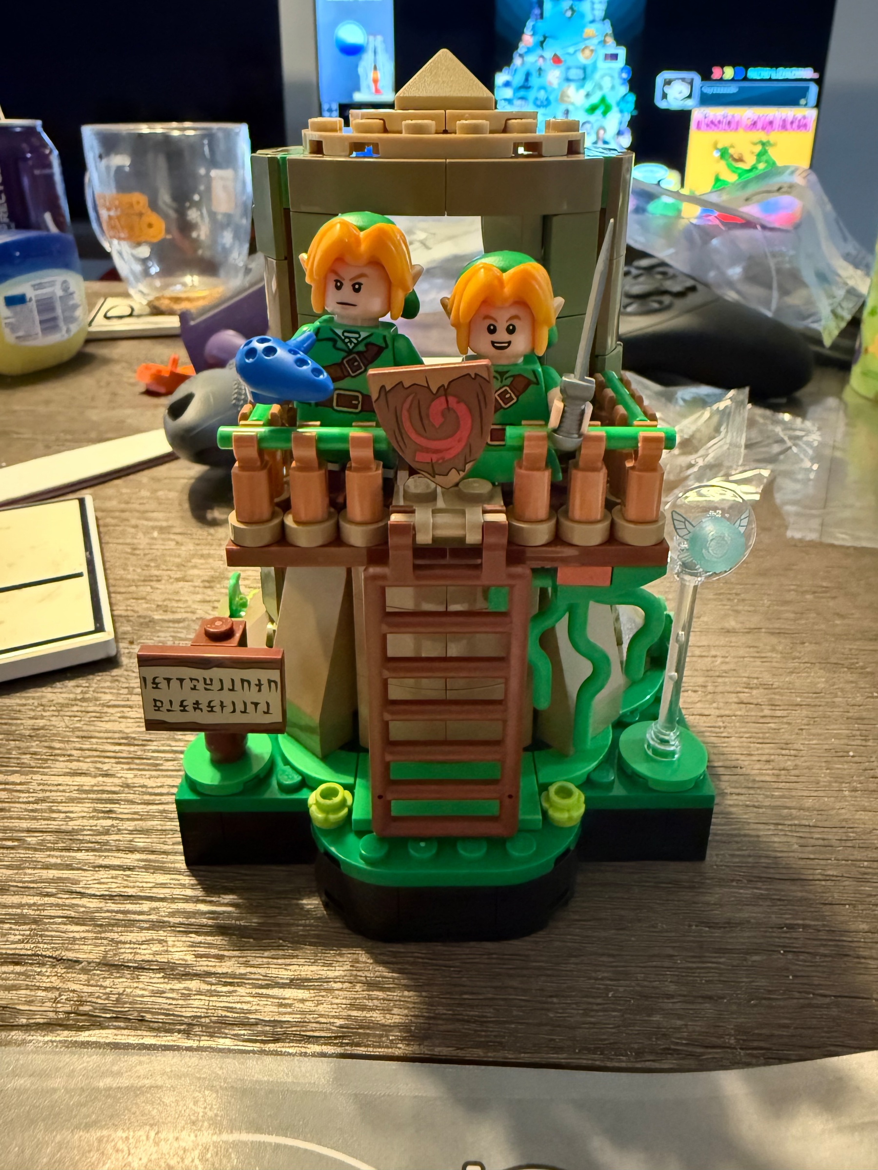 Links treehouse in Lego 