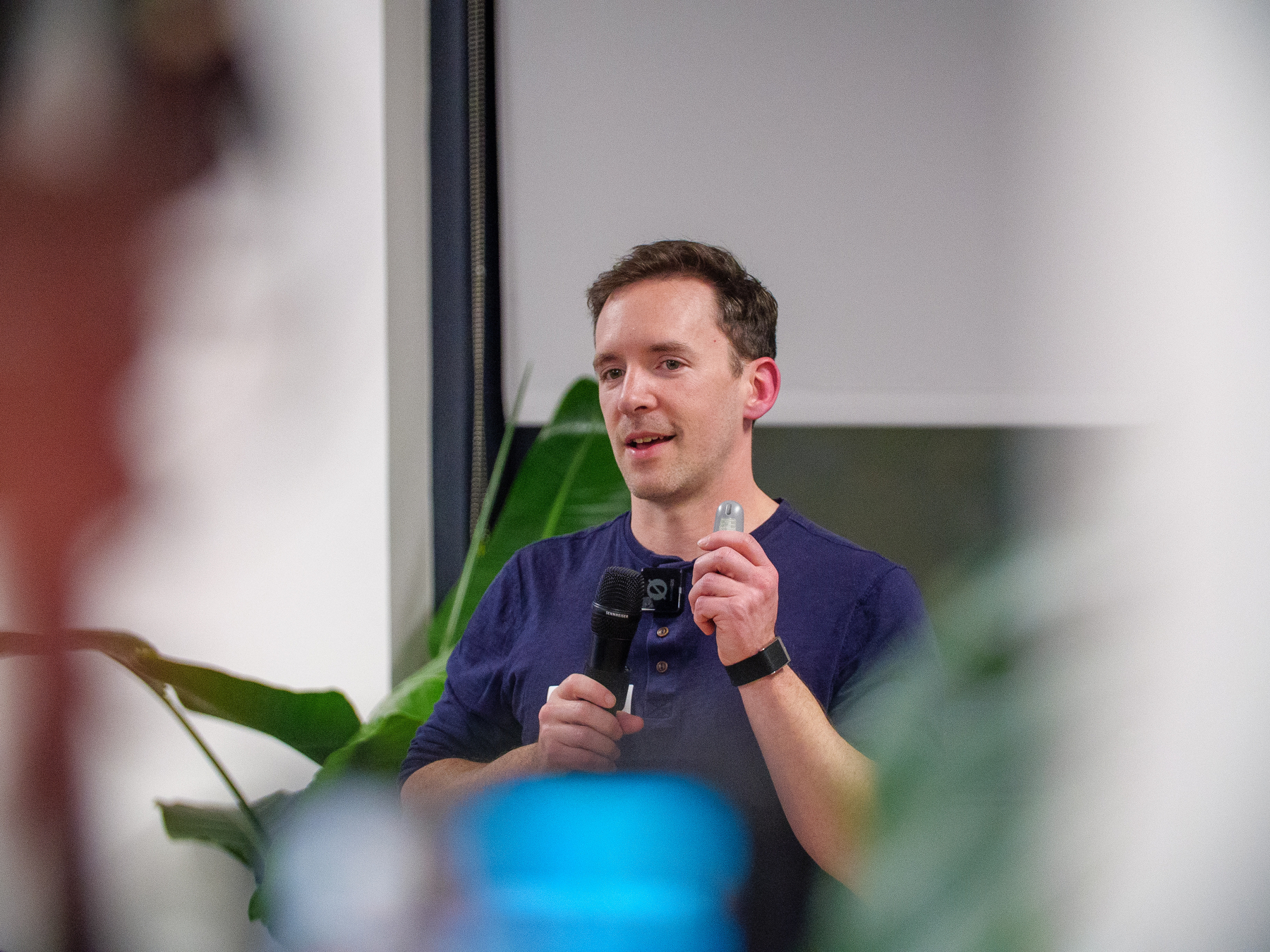 Daniel talking about npmx