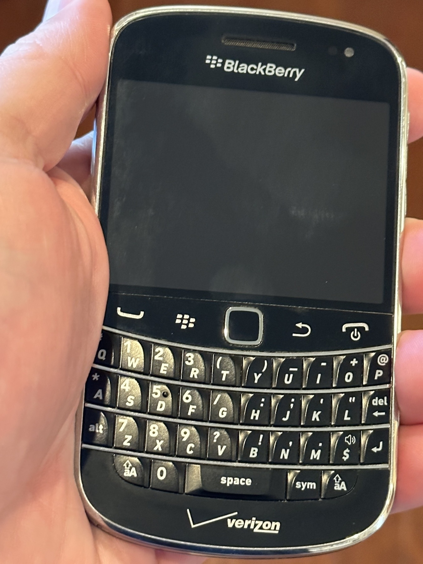 Blackberry Bold 9000 device 
