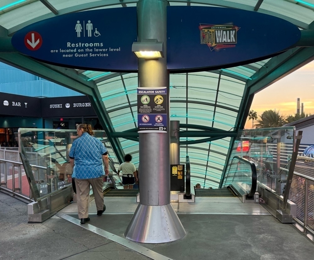 Escalator at Universal City Walk which has the people entering the escalator go to the left. The exact opposite of what we are trained to do in America.
