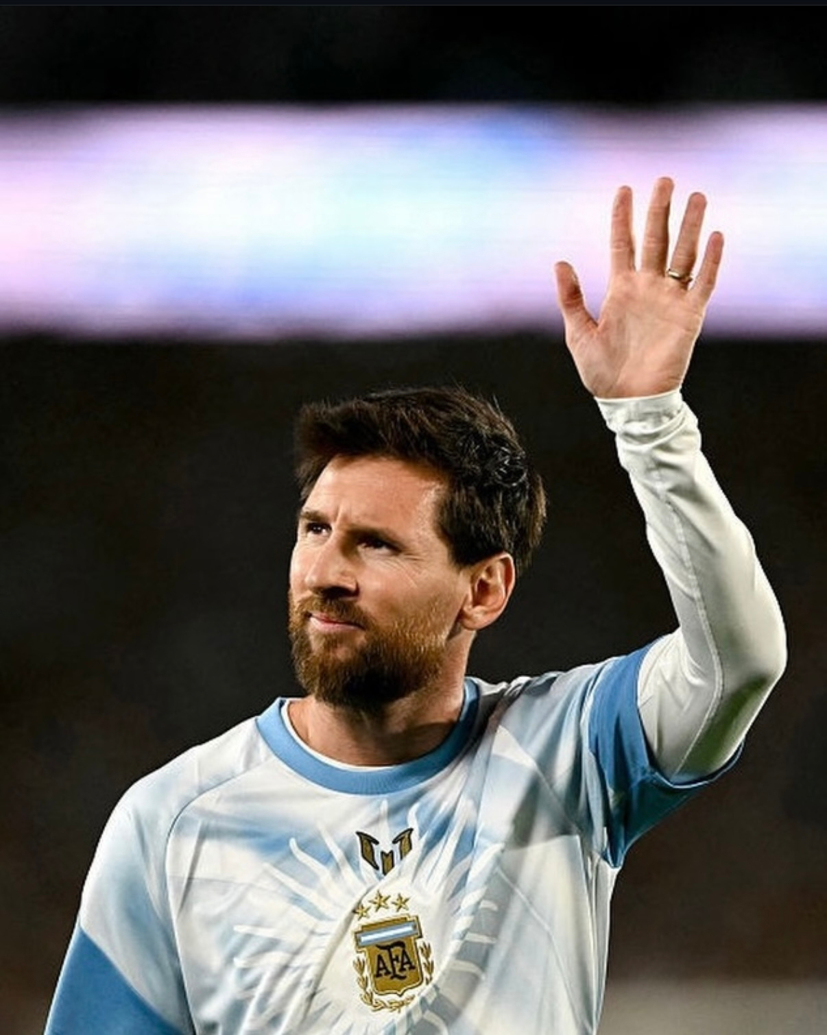 Lionel Messi waves goodbye in his final match for Argentina